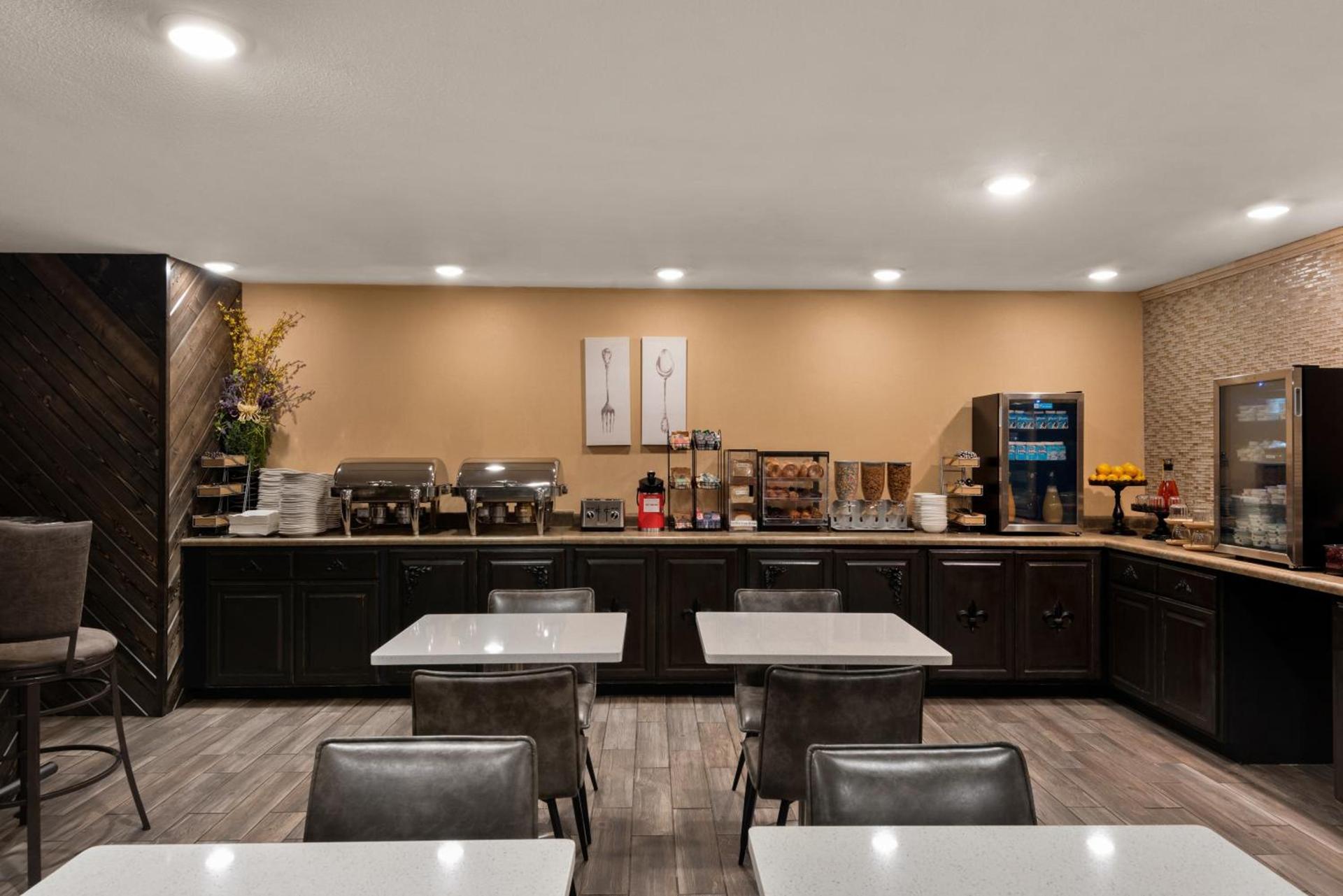Wyndham Garden Galena Hotel & Day Spa photo 70