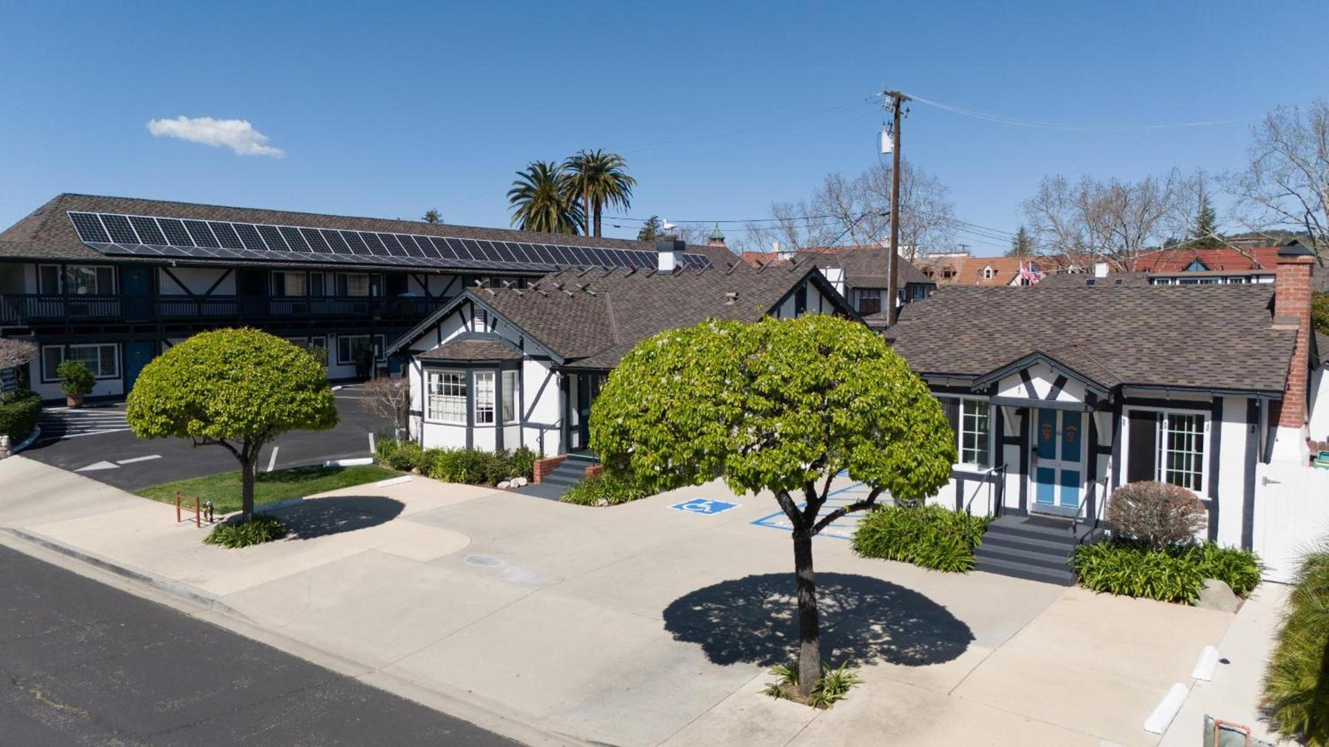 Solvang Inn & Cottages photo 28