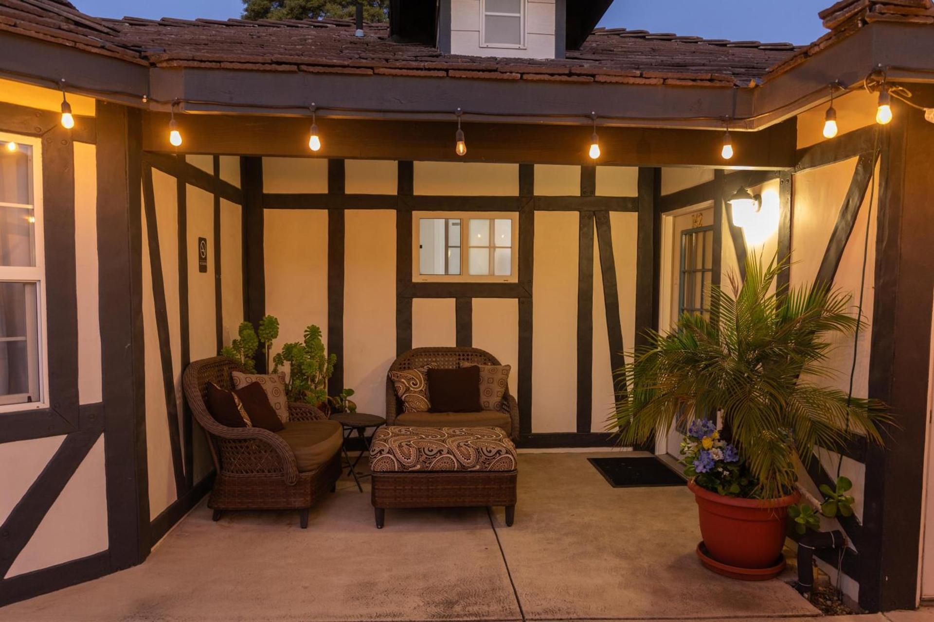 Solvang Inn & Cottages photo 33