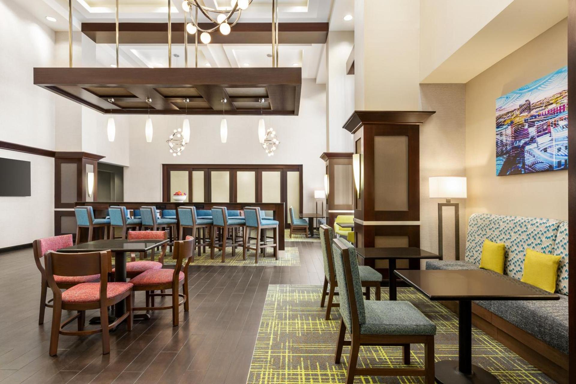 Hampton Inn & Suites York South photo 50