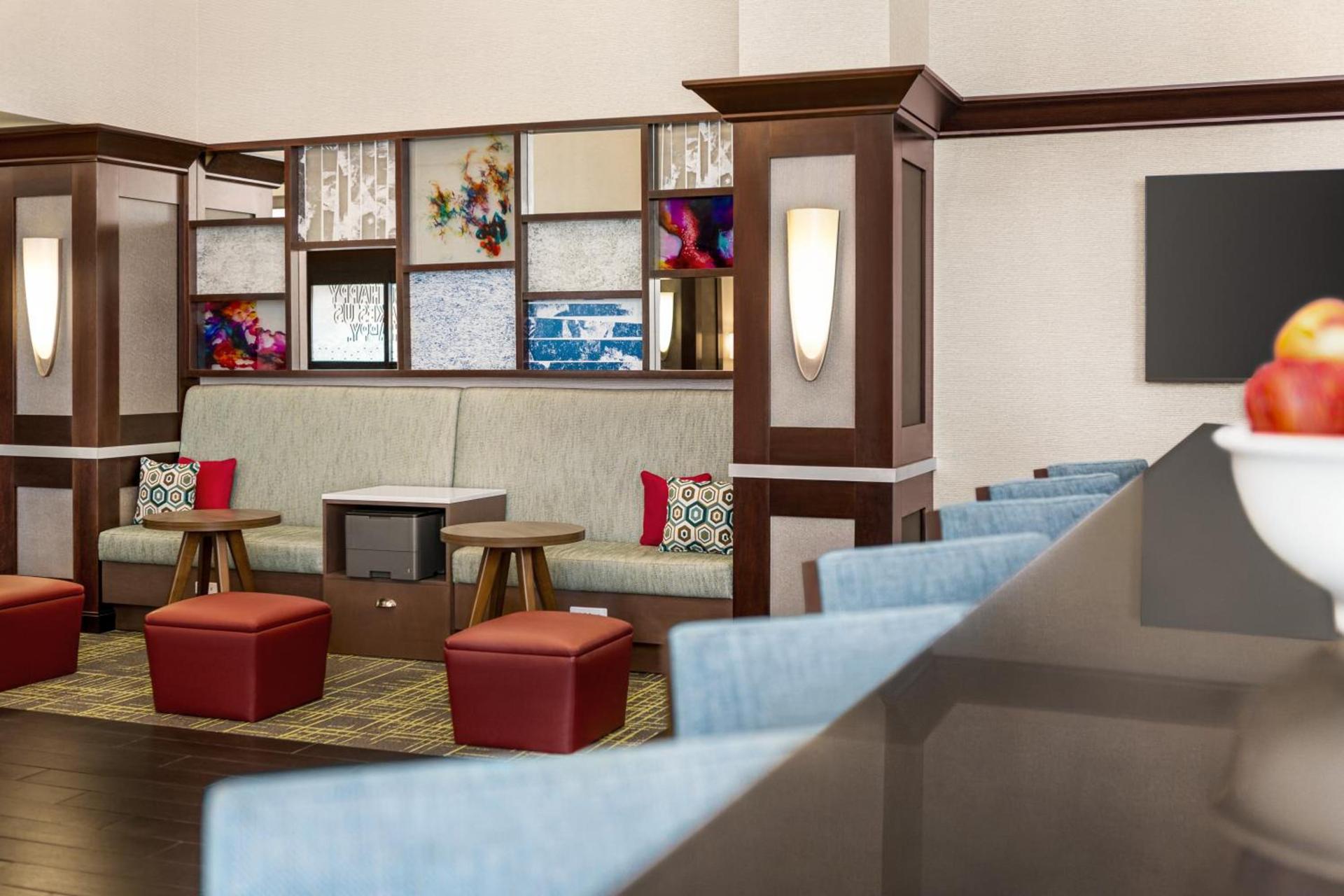 Hampton Inn & Suites York South photo 51