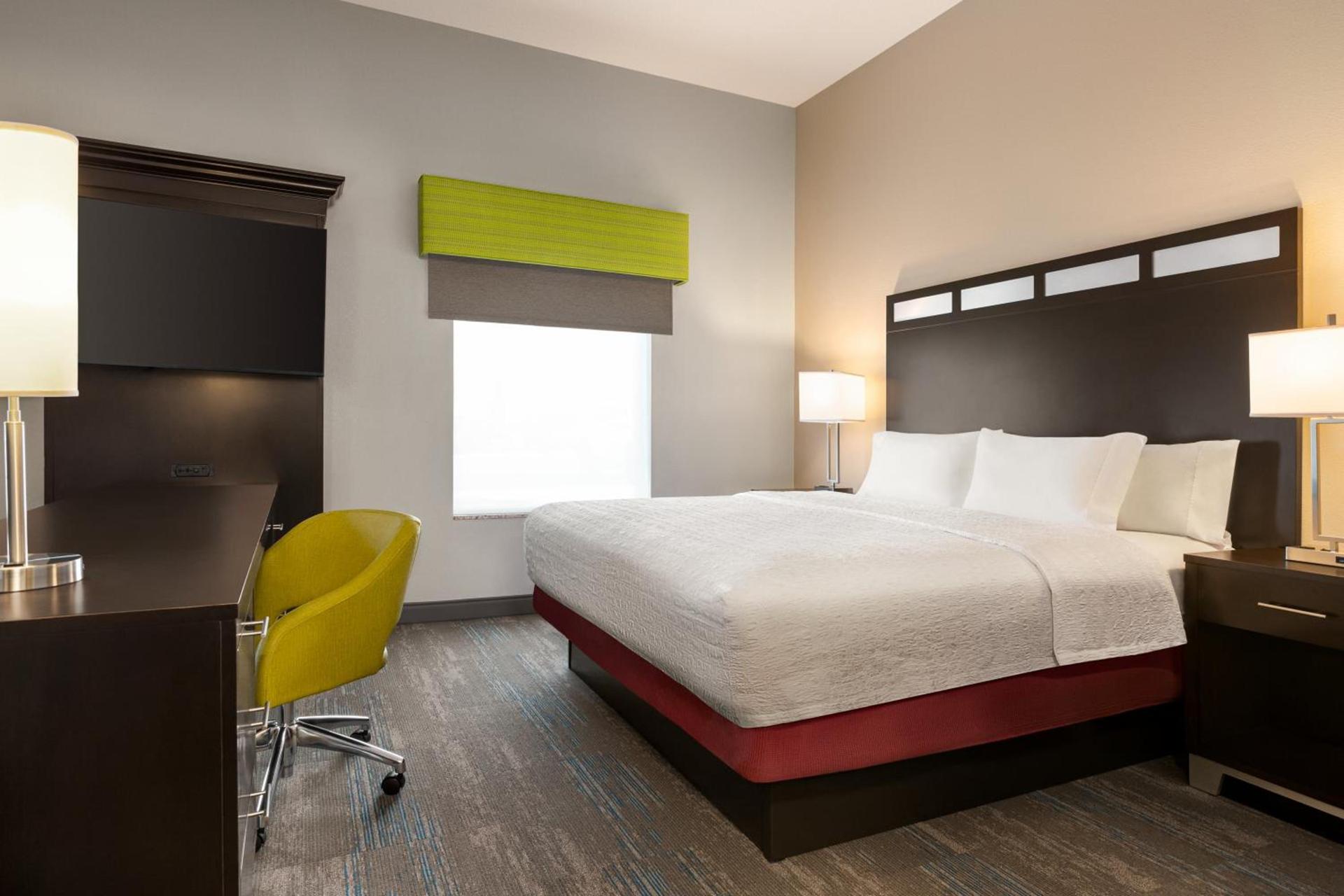 Hampton Inn & Suites York South photo 63