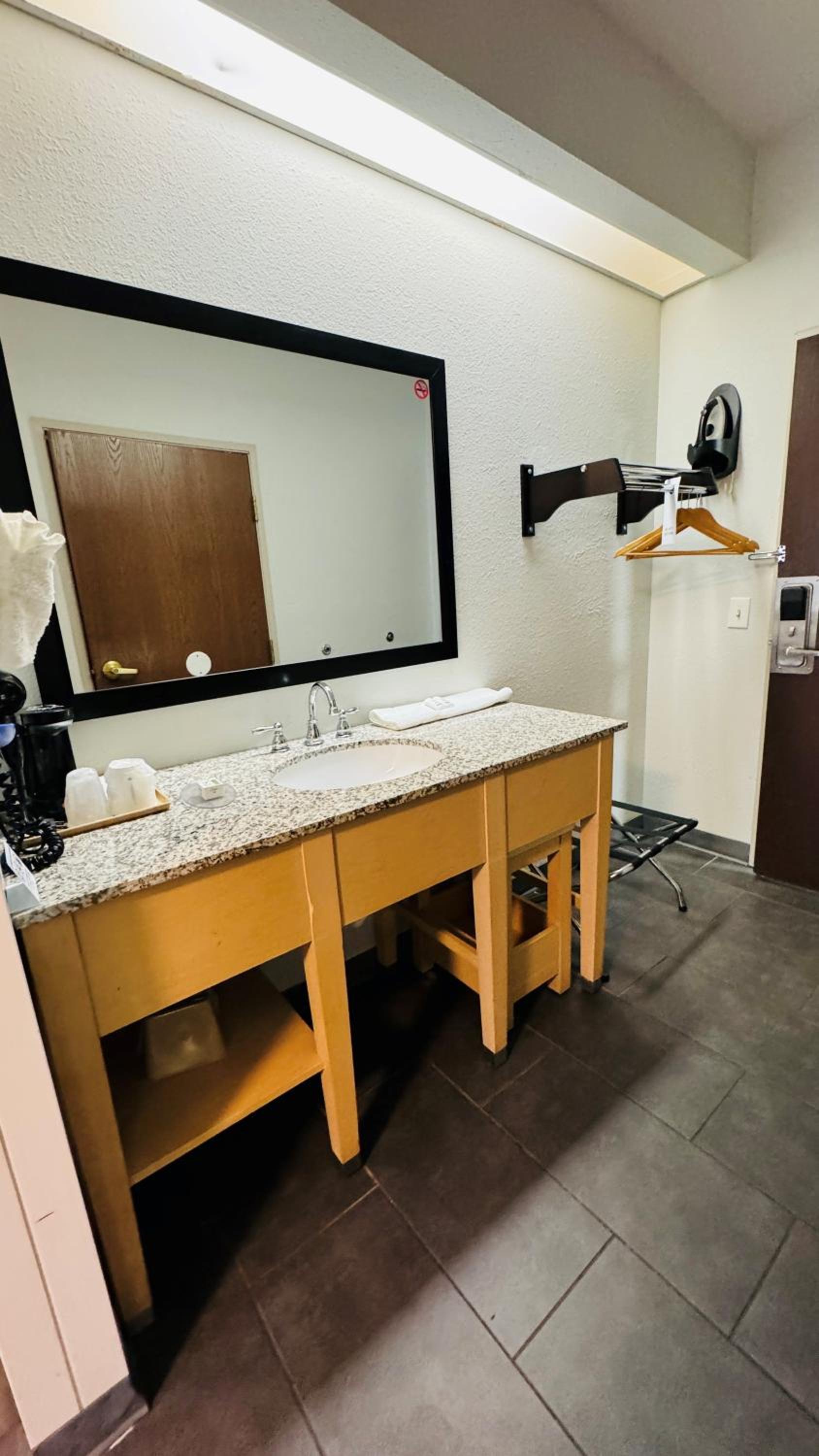 Baymont by Wyndham Chicago/Calumet City photo 14
