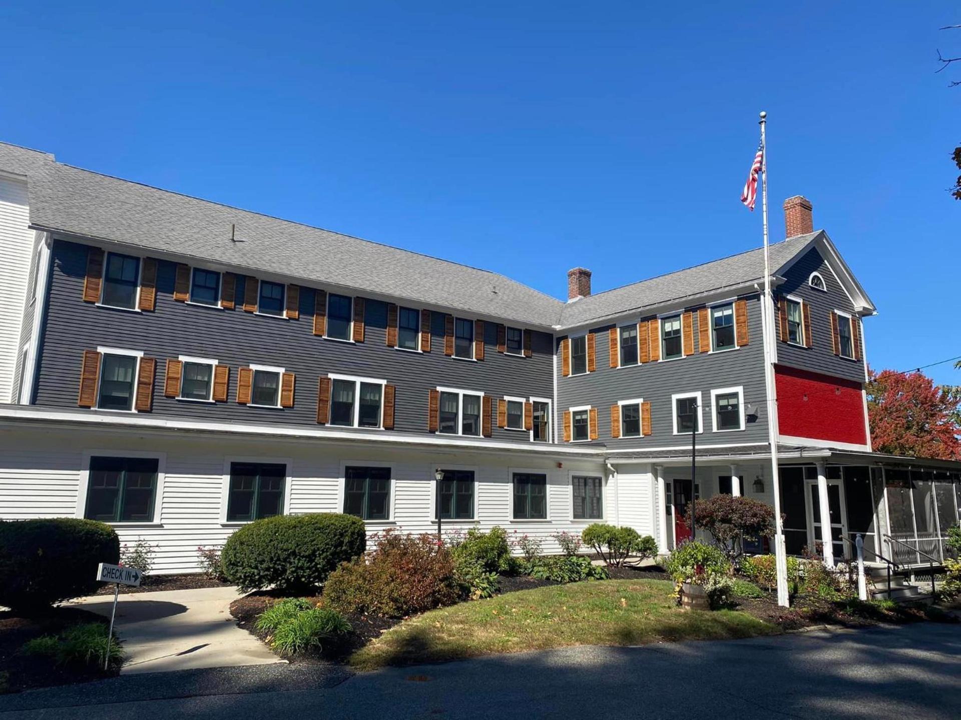 Woodbound Inn photo 2