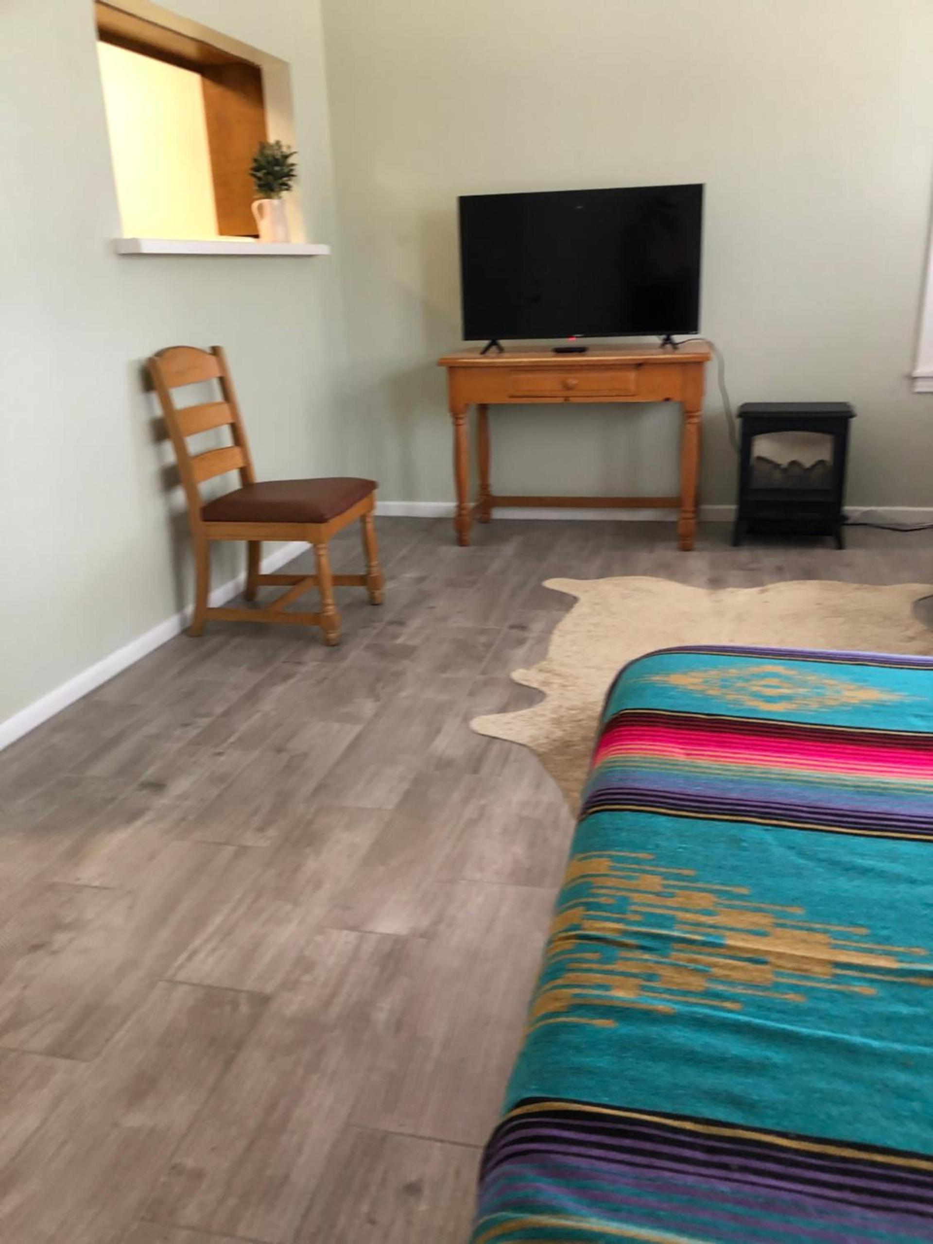 Sunset Inn and Suites photo 61