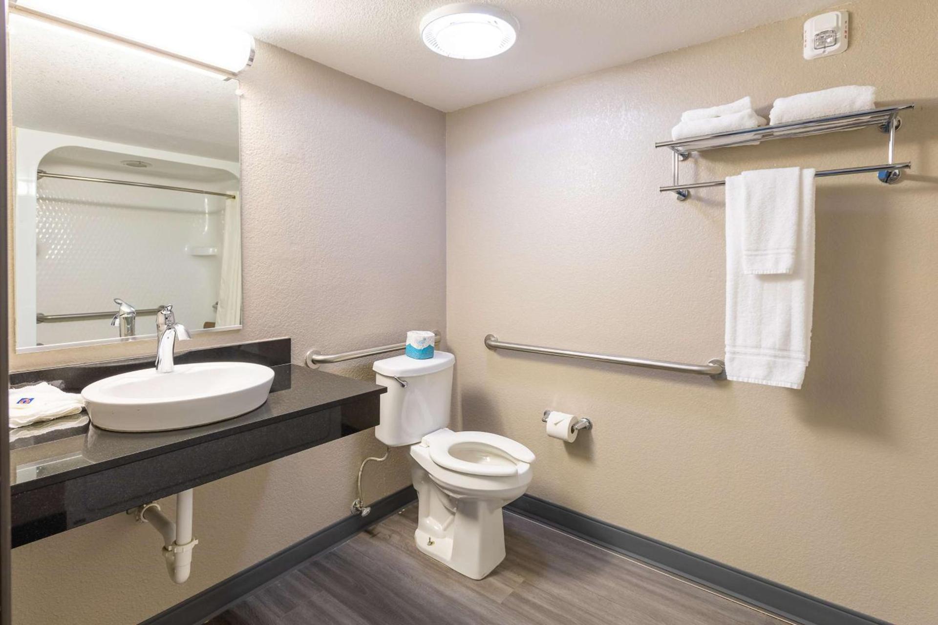 Motel 6-Fort Lupton, CO photo 16