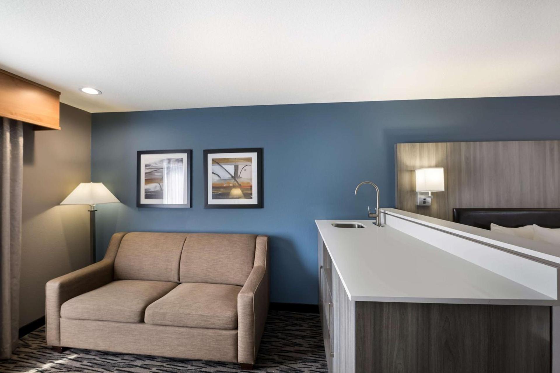 Best Western PLUS Mountain View Auburn Inn photo 20