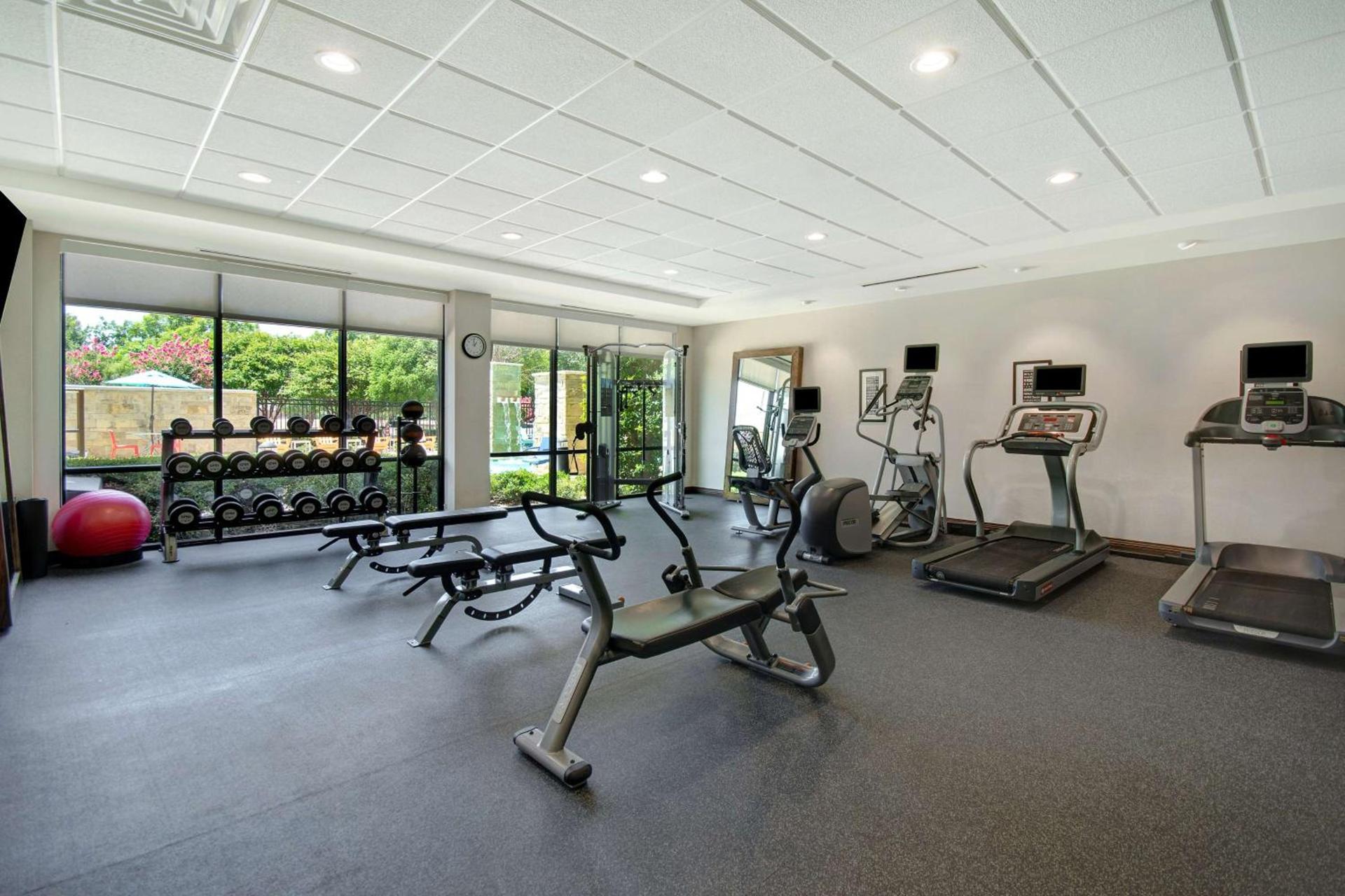 Home2 Suites Dallas-Frisco photo 12