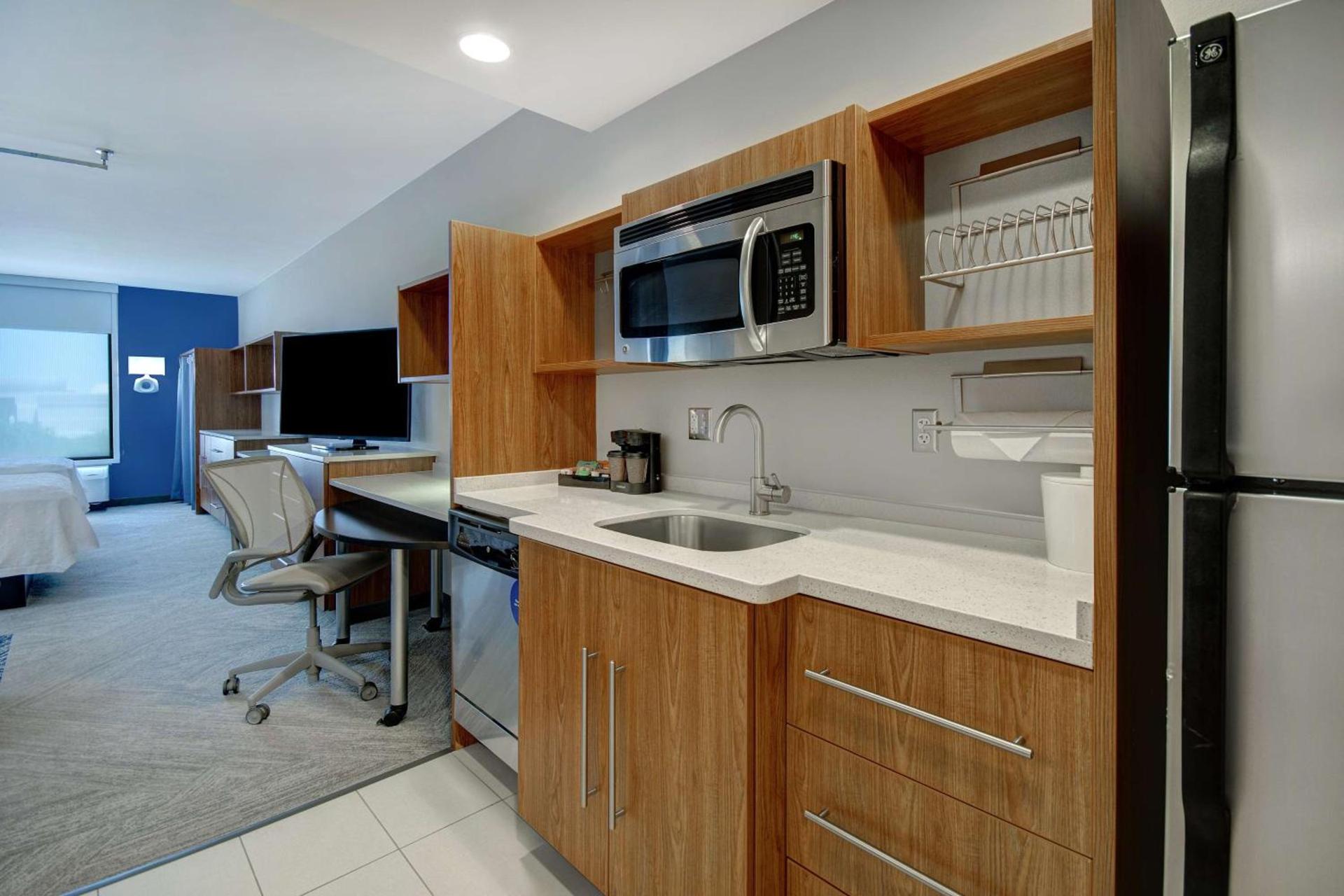 Home2 Suites Dallas-Frisco photo 2