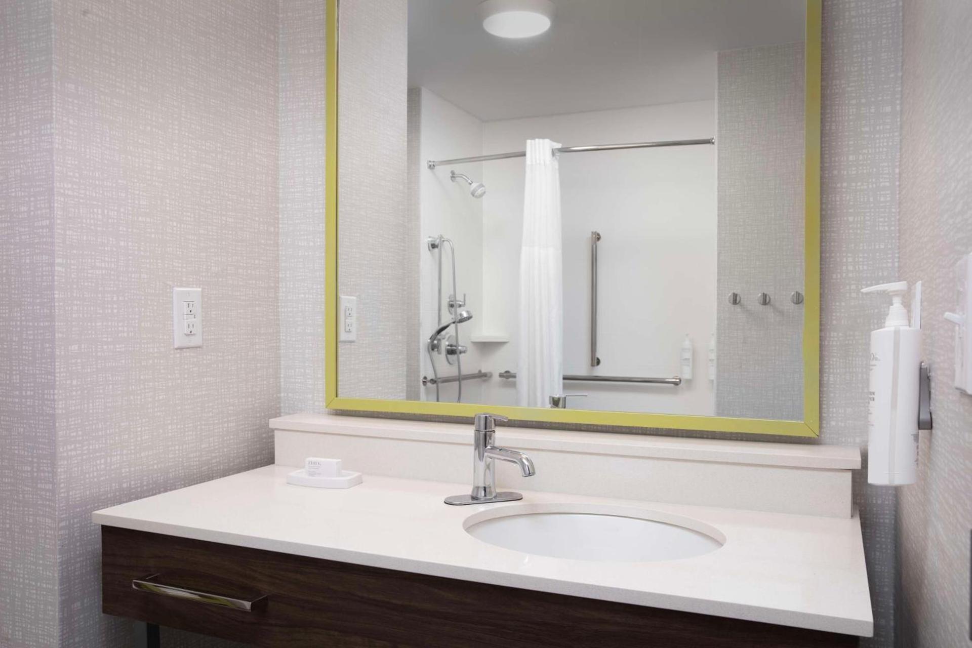 Hampton Inn Kingsland photo 18