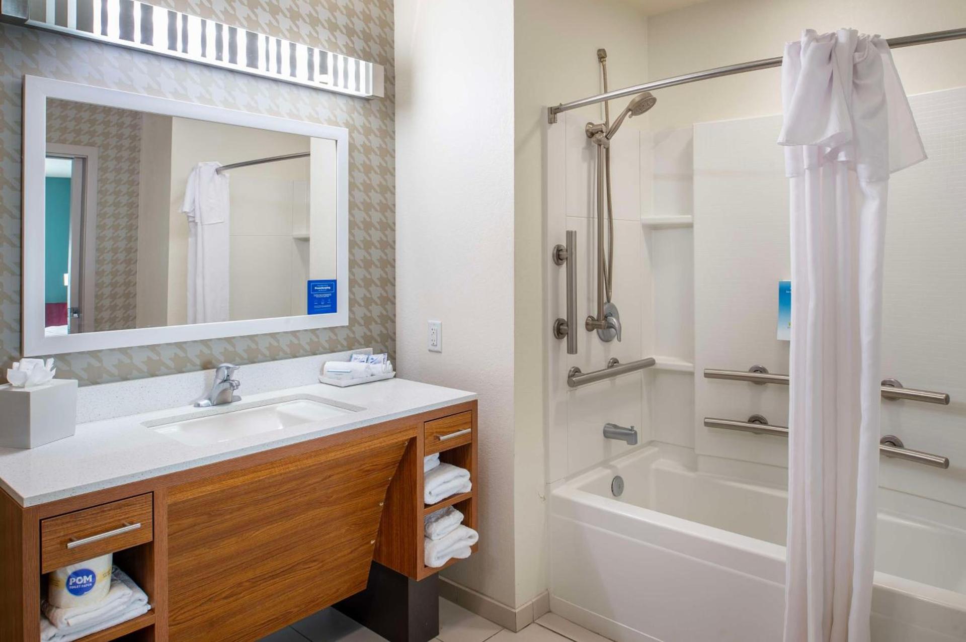 Home2 Suites St. Louis / Forest Park photo 25