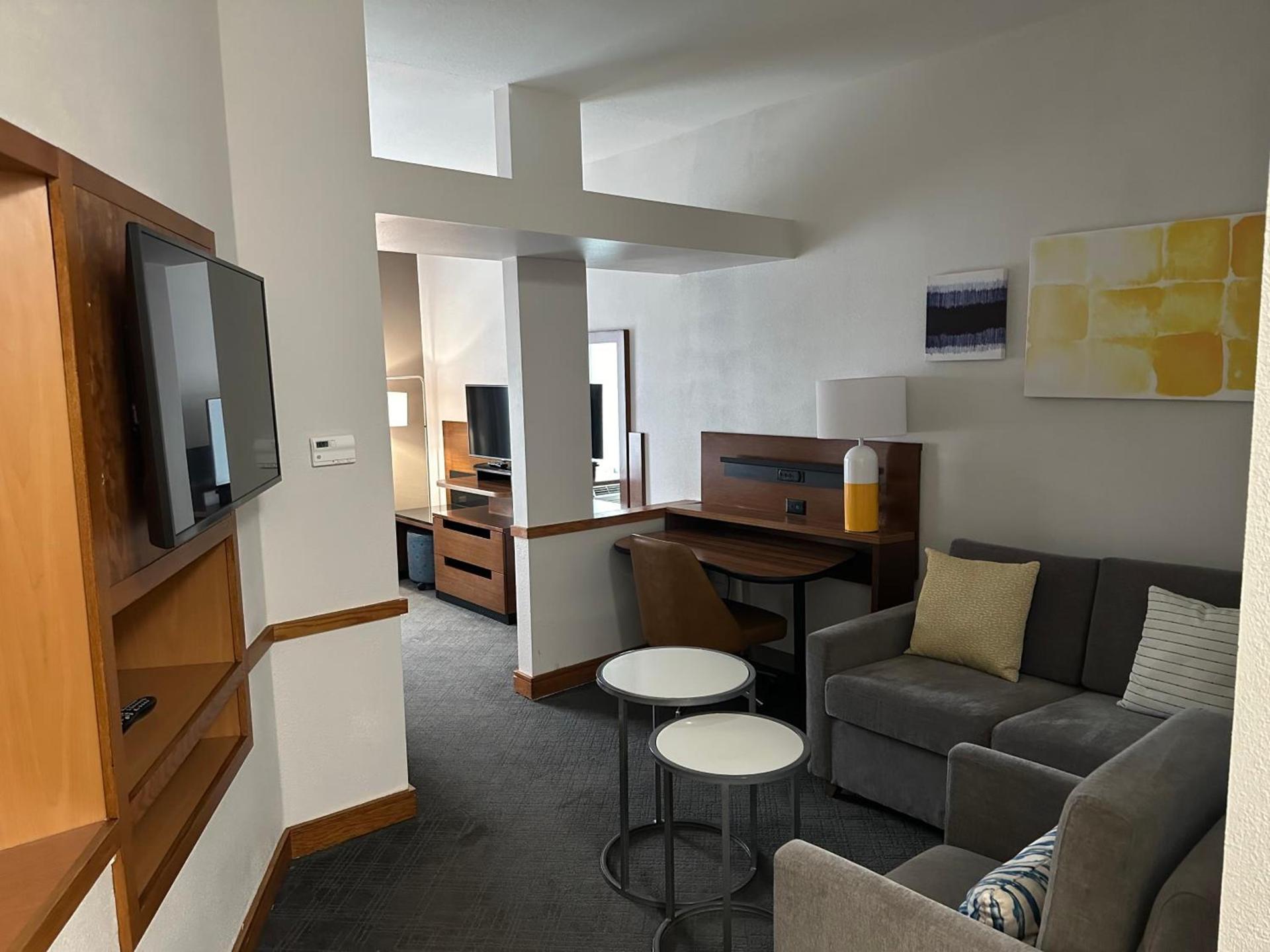 Comfort Inn & Suites Akron South photo 6