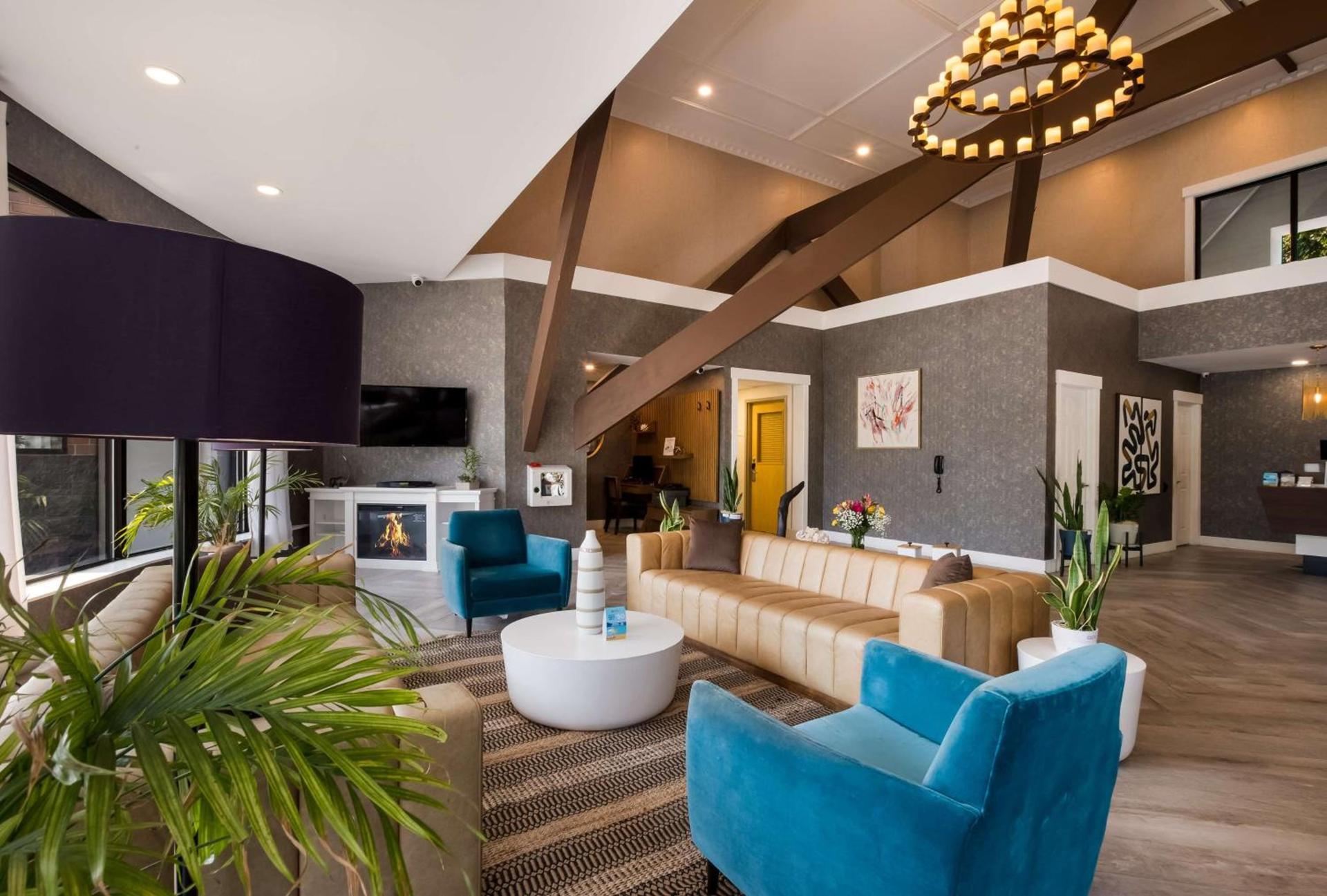 The Hub Middletown Red Bank- Best Western Signature Collection photo 22