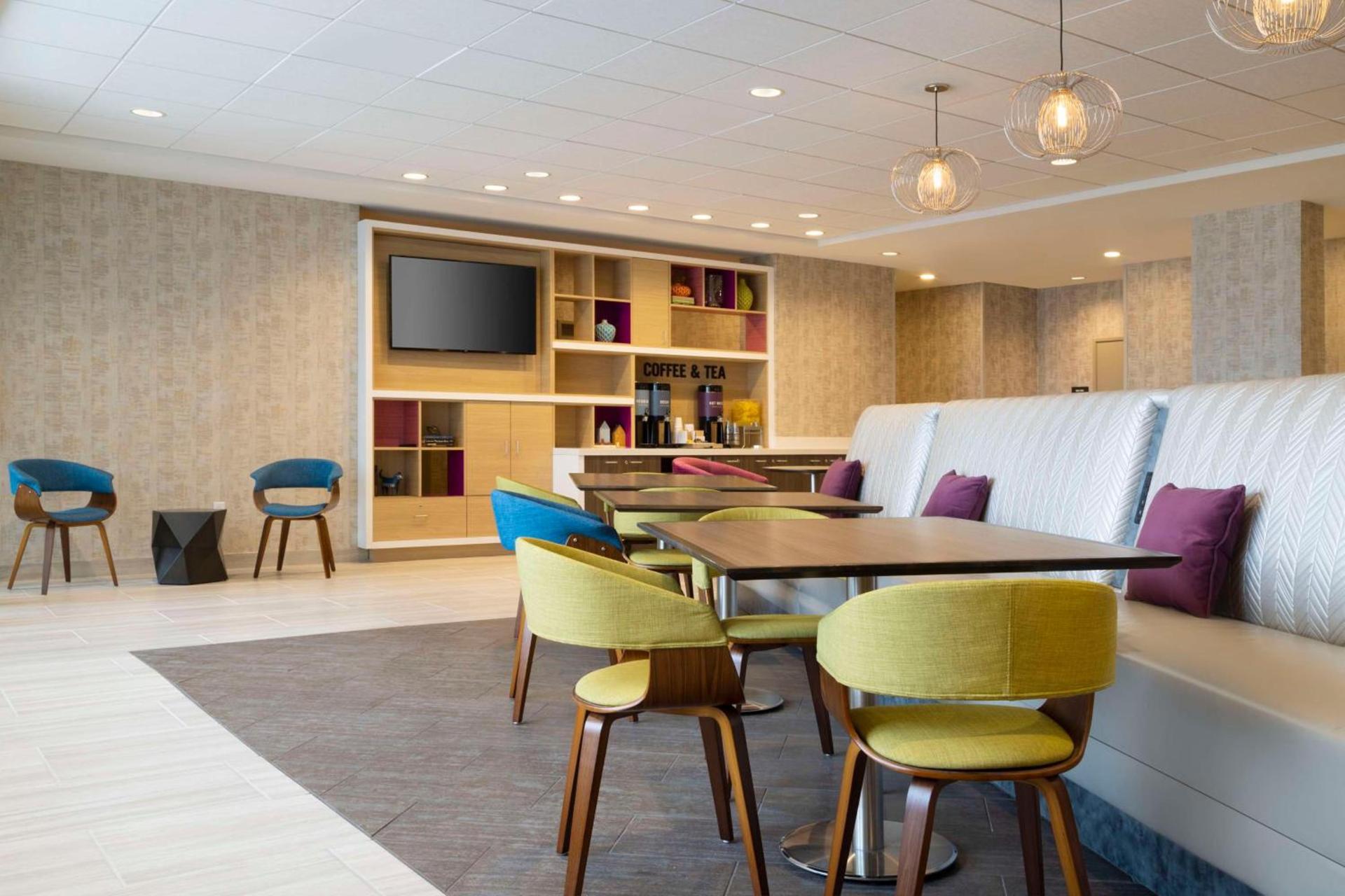 Home2 Suites By Hilton Clovis photo 17
