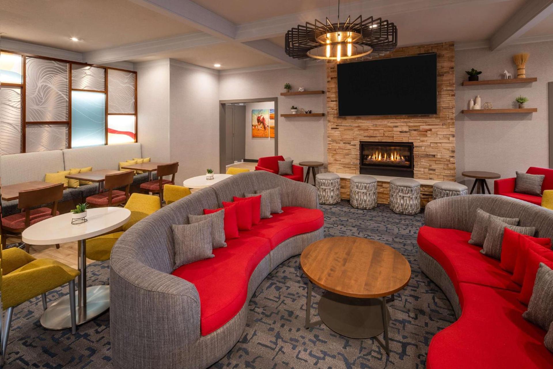 Hampton Inn Pullman photo 6