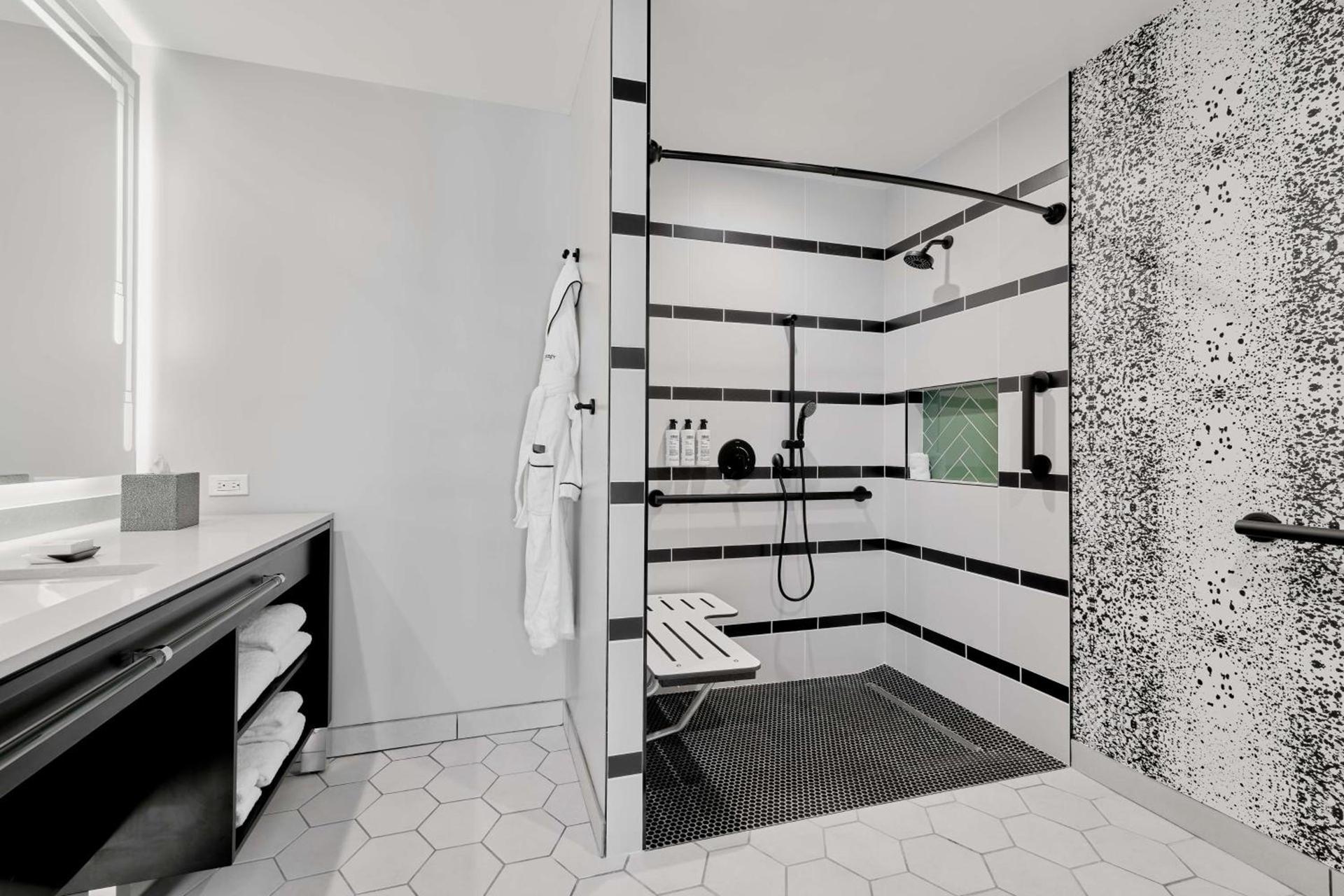 The Godfrey Detroit, Curio Collection By Hilton photo 24