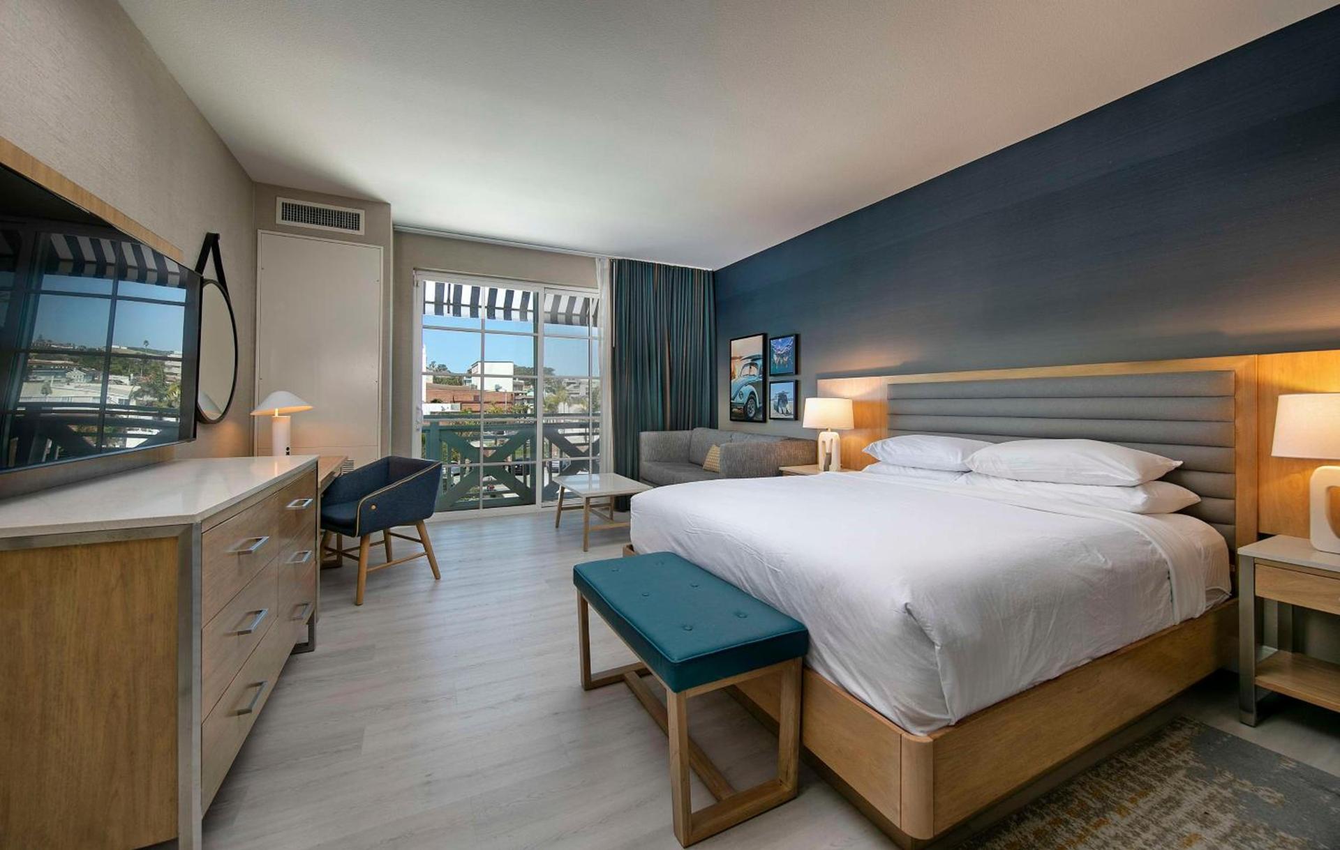 Inn at the Pier Pismo Beach, Curio Collection by Hilton photo 8