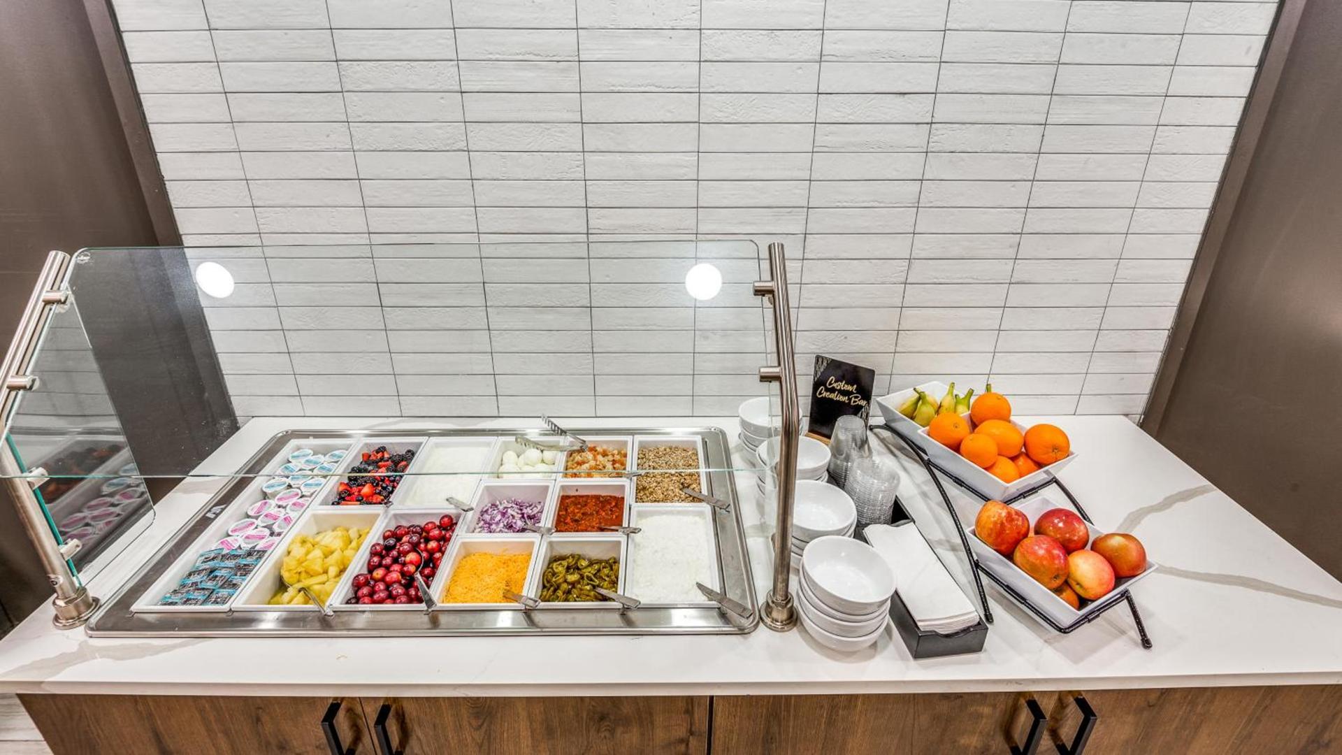 Staybridge Suites Dallas Market Ctr Love Field by IHG photo 15