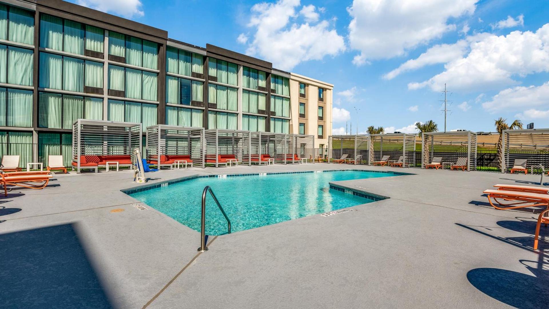 Staybridge Suites Dallas Market Ctr Love Field by IHG photo 32
