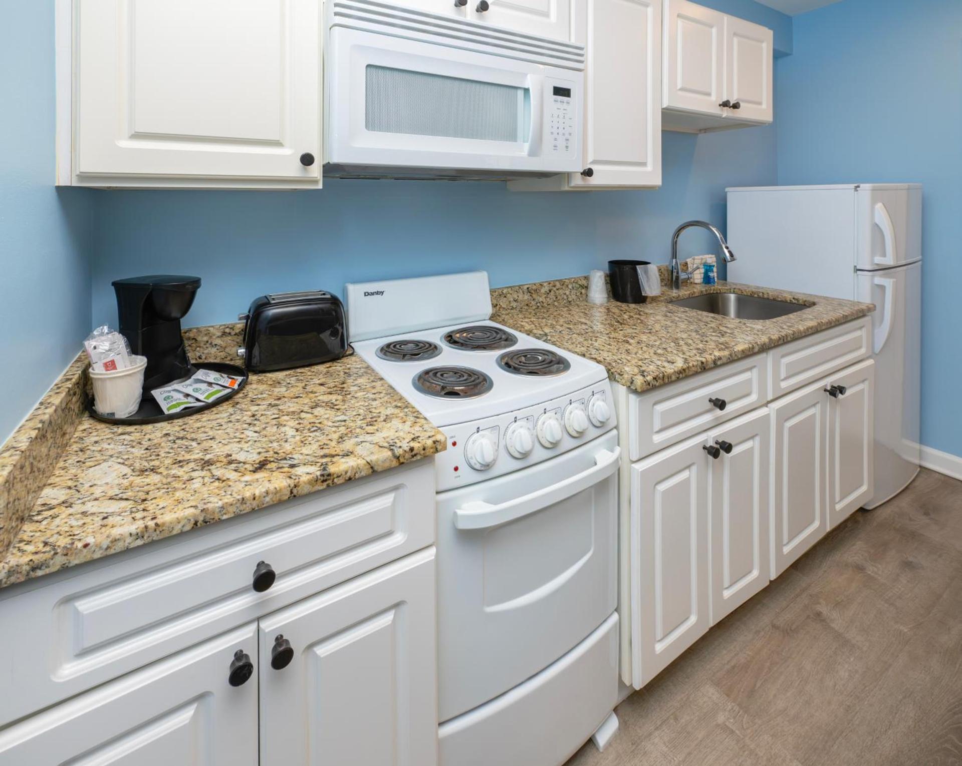 Commander Beach House Hotel photo 6