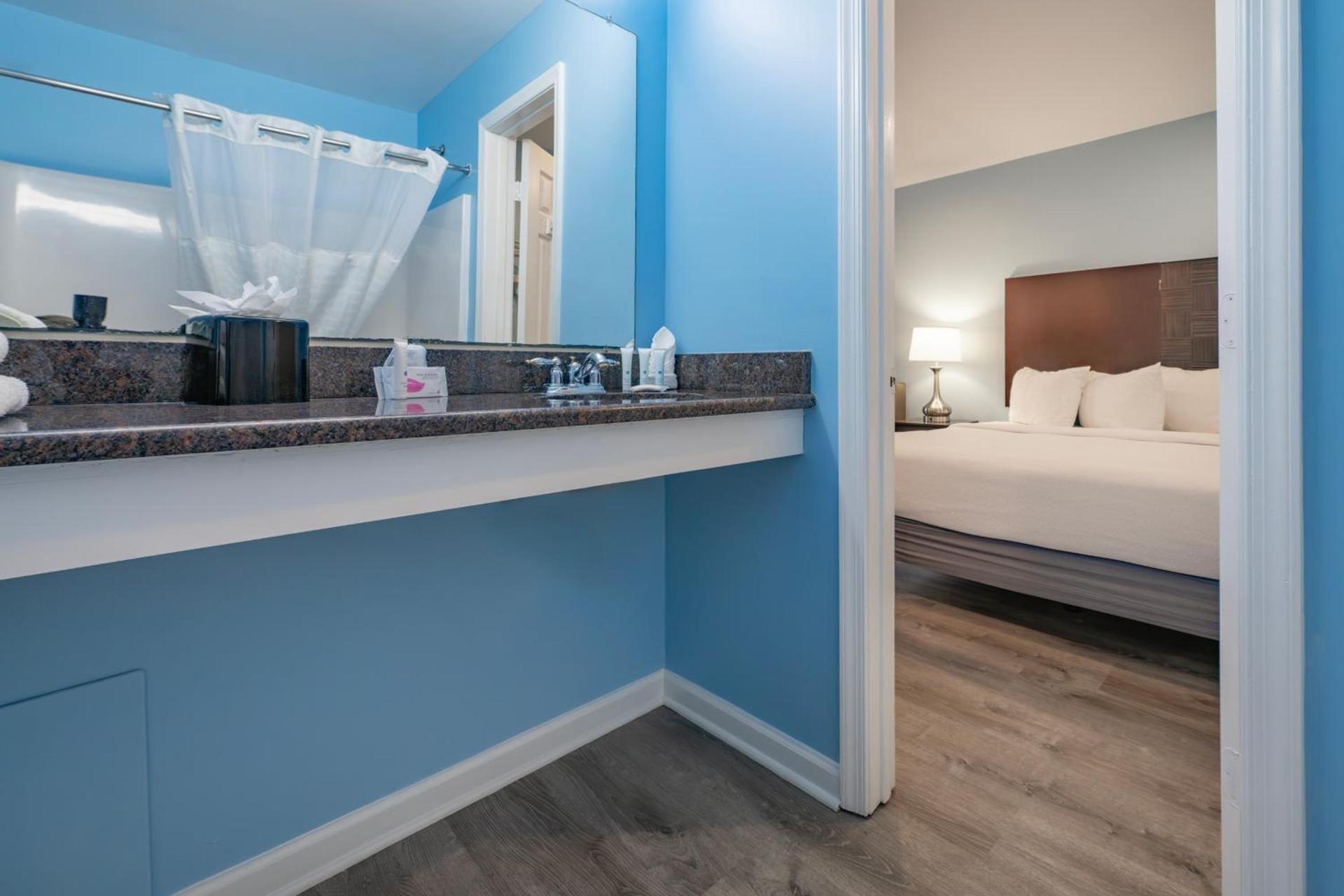 Commander Beach House Hotel photo 10
