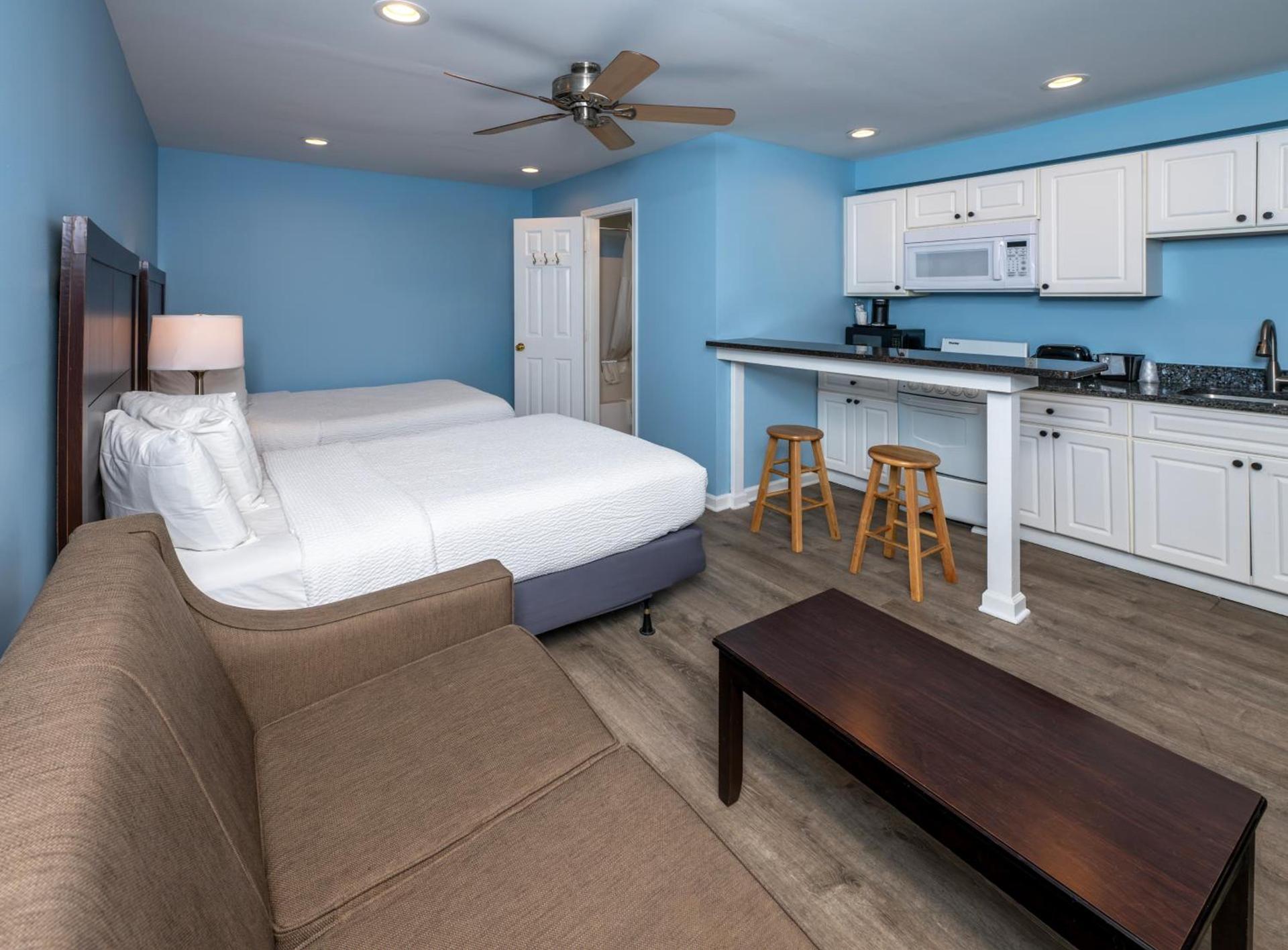 Commander Beach House Hotel photo 14