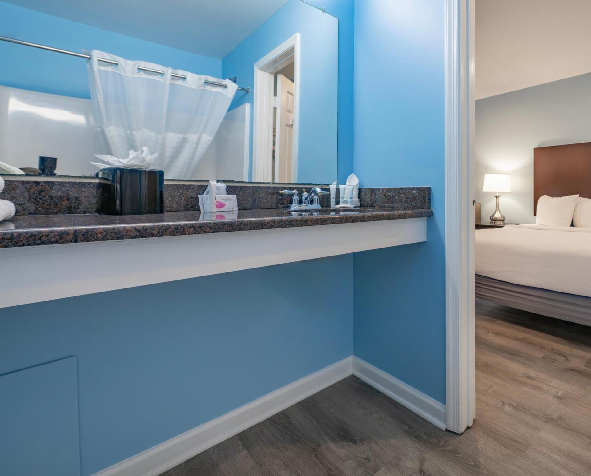 Commander Beach House Hotel photo 17