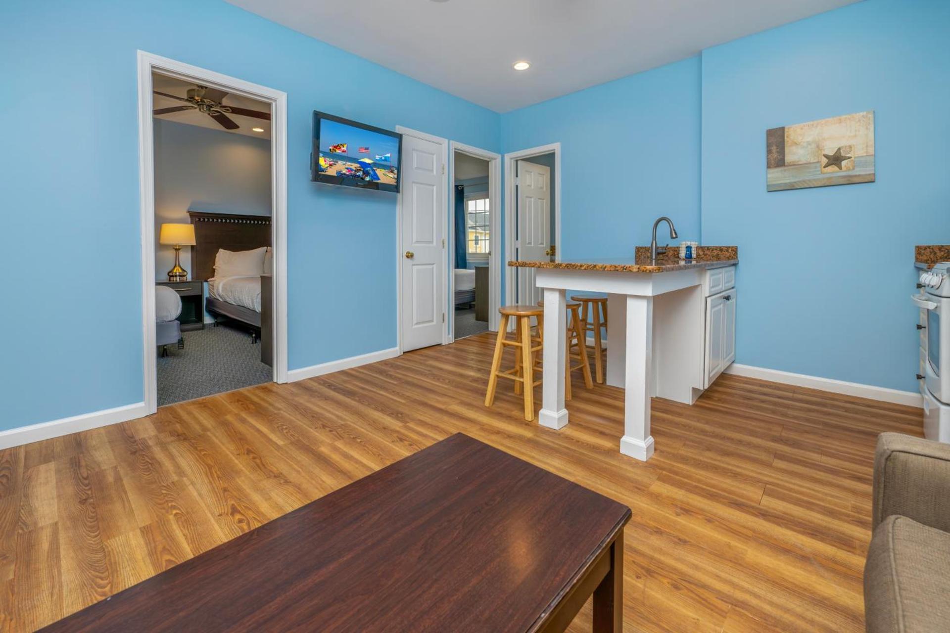 Commander Beach House Hotel photo 45