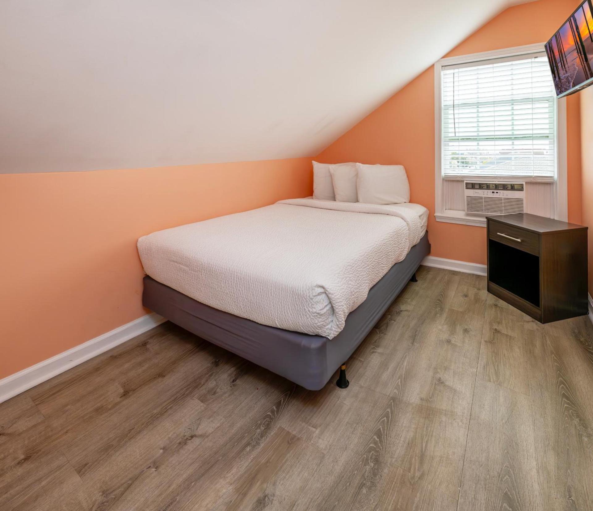 Commander Beach House Hotel photo 26