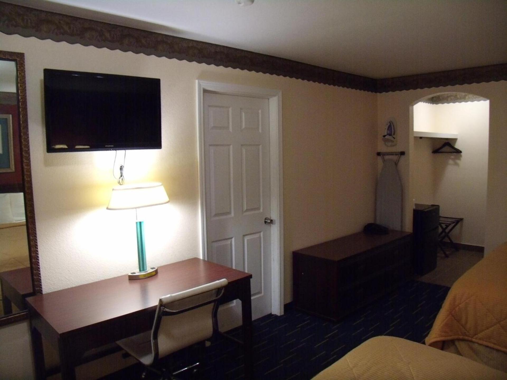 Country Inn Sterling photo 3