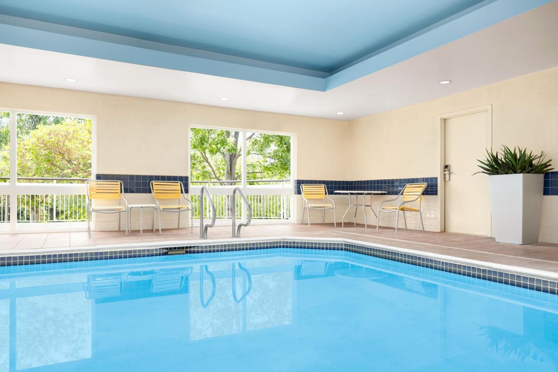 Fairfield Inn Concord photo 12