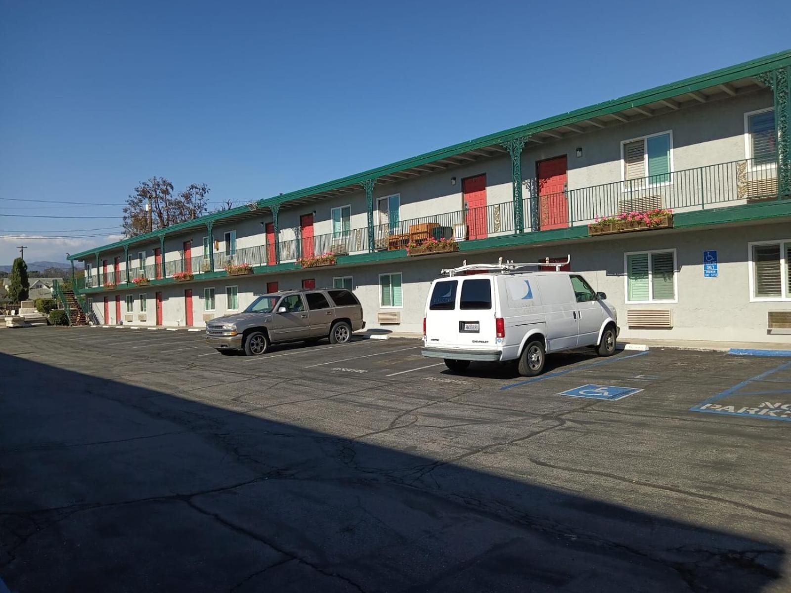 Pomona Inn photo 2