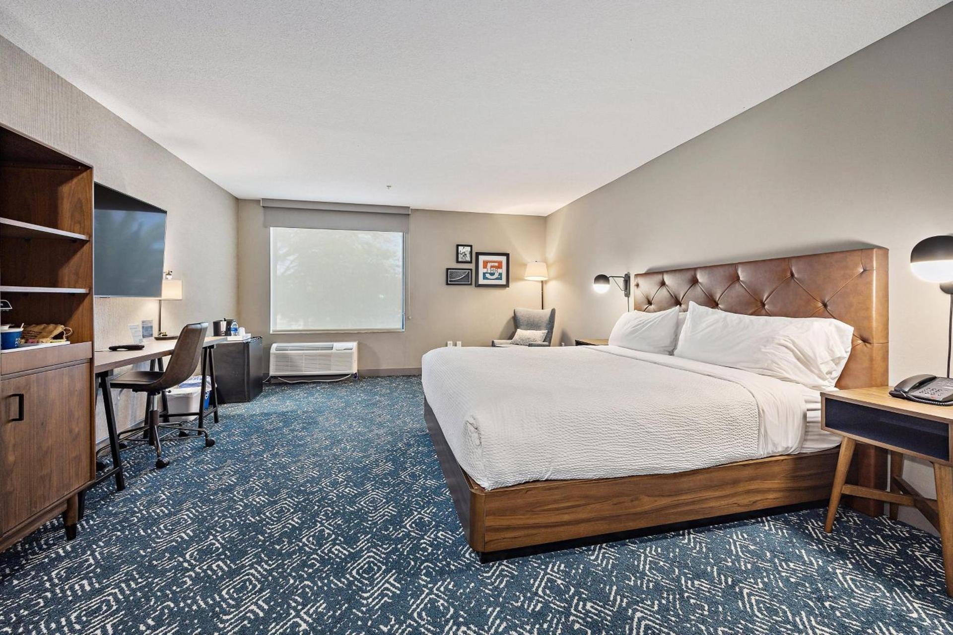 Four Points by Sheraton Jacksonville Baymeadows photo 6