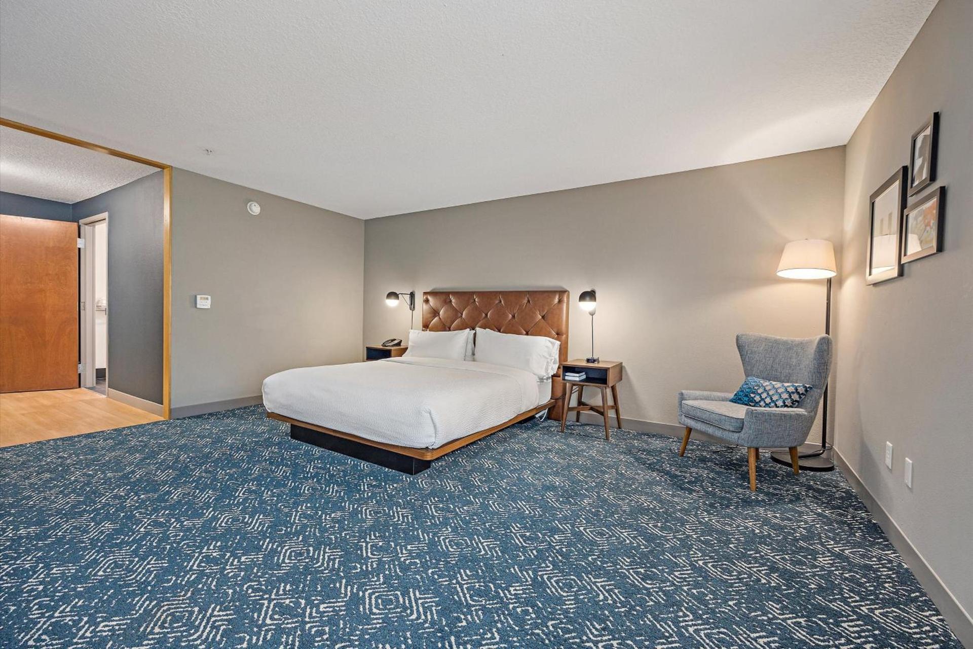 Four Points by Sheraton Jacksonville Baymeadows photo 7