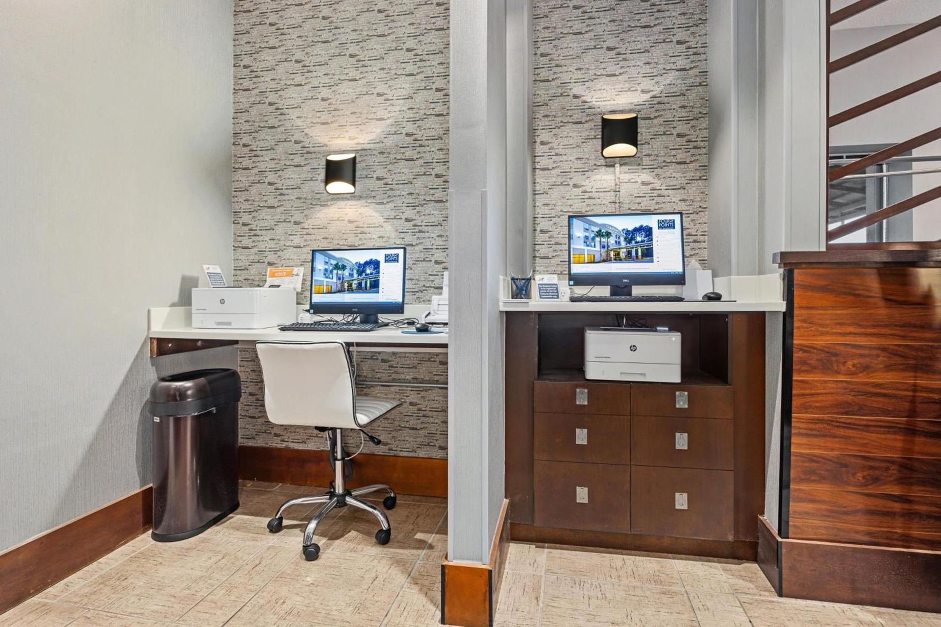 Four Points by Sheraton Jacksonville Baymeadows photo 9