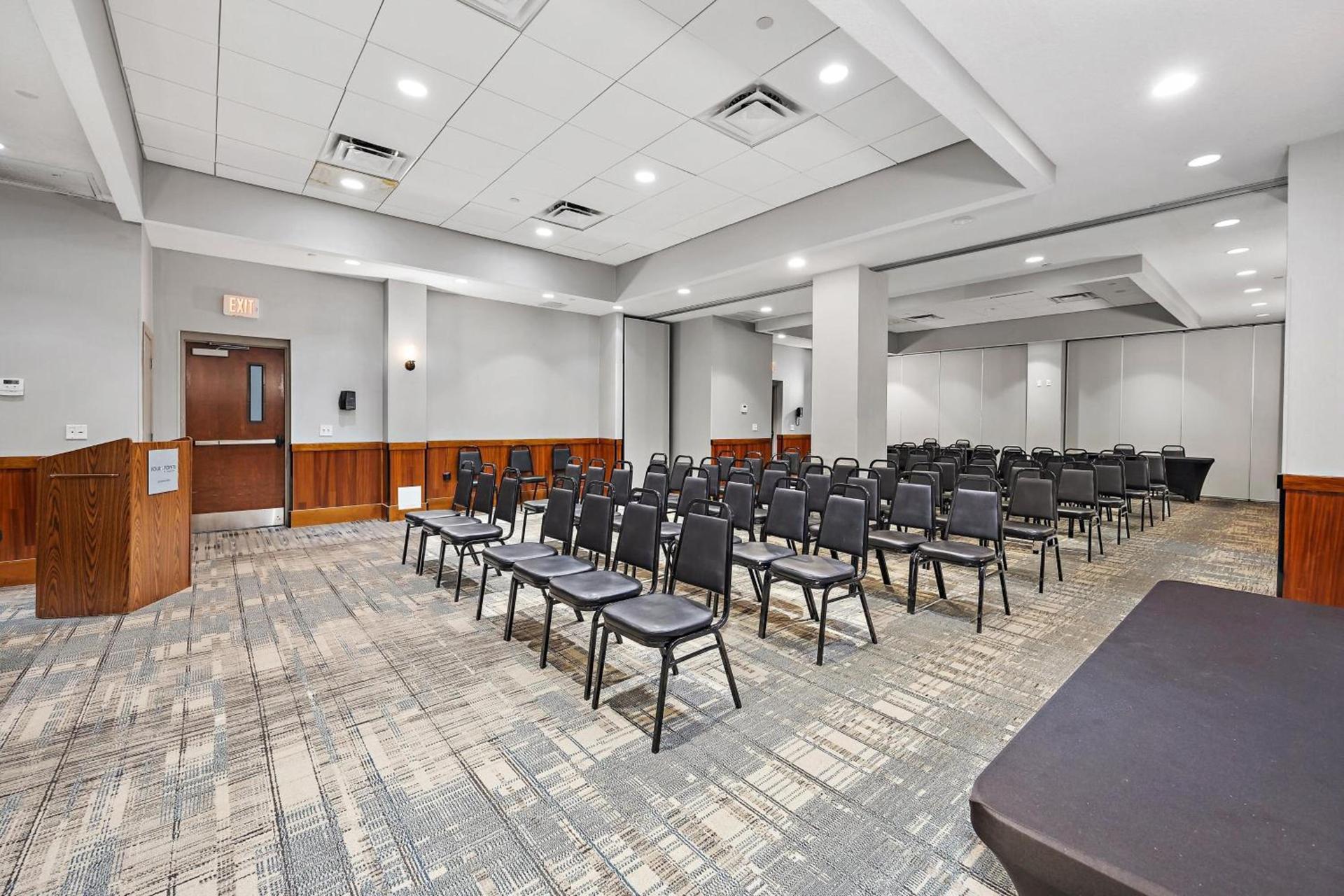 Four Points by Sheraton Jacksonville Baymeadows photo 19