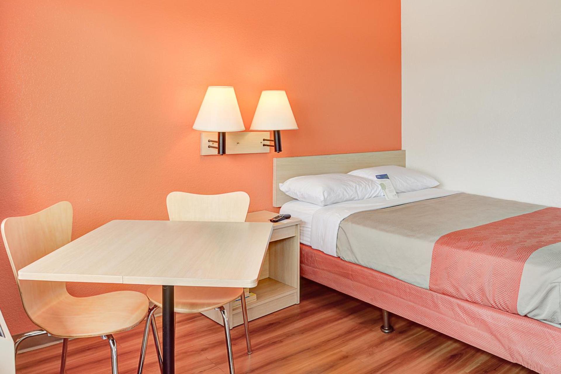 Motel 6-Portland, OR - Central photo 12