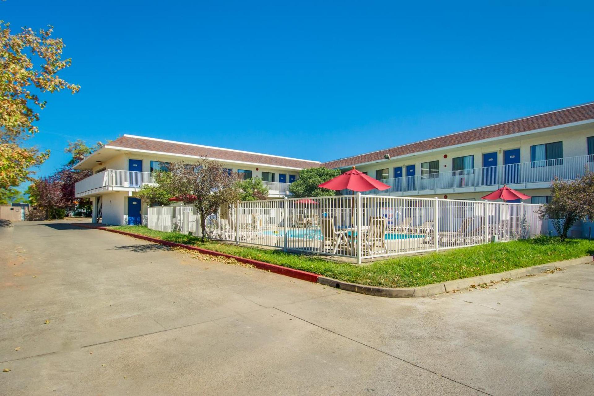 Motel 6-Redding, CA - North photo 13