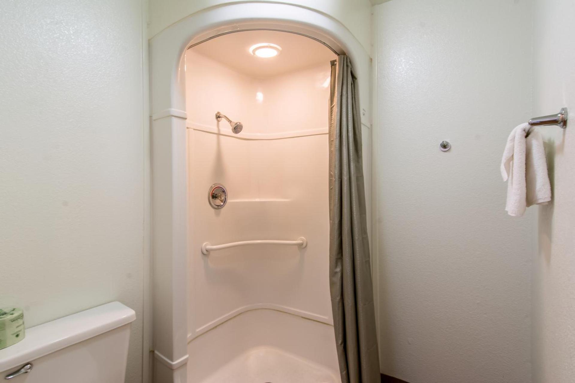 Motel 6-Redding, CA - North photo 28
