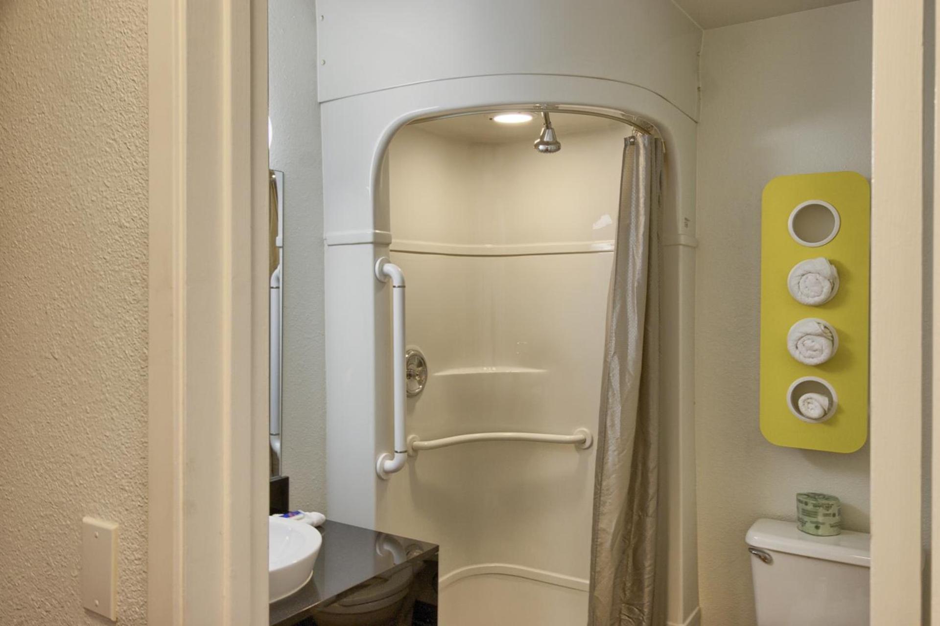 Motel 6-Everett, WA - North photo 33