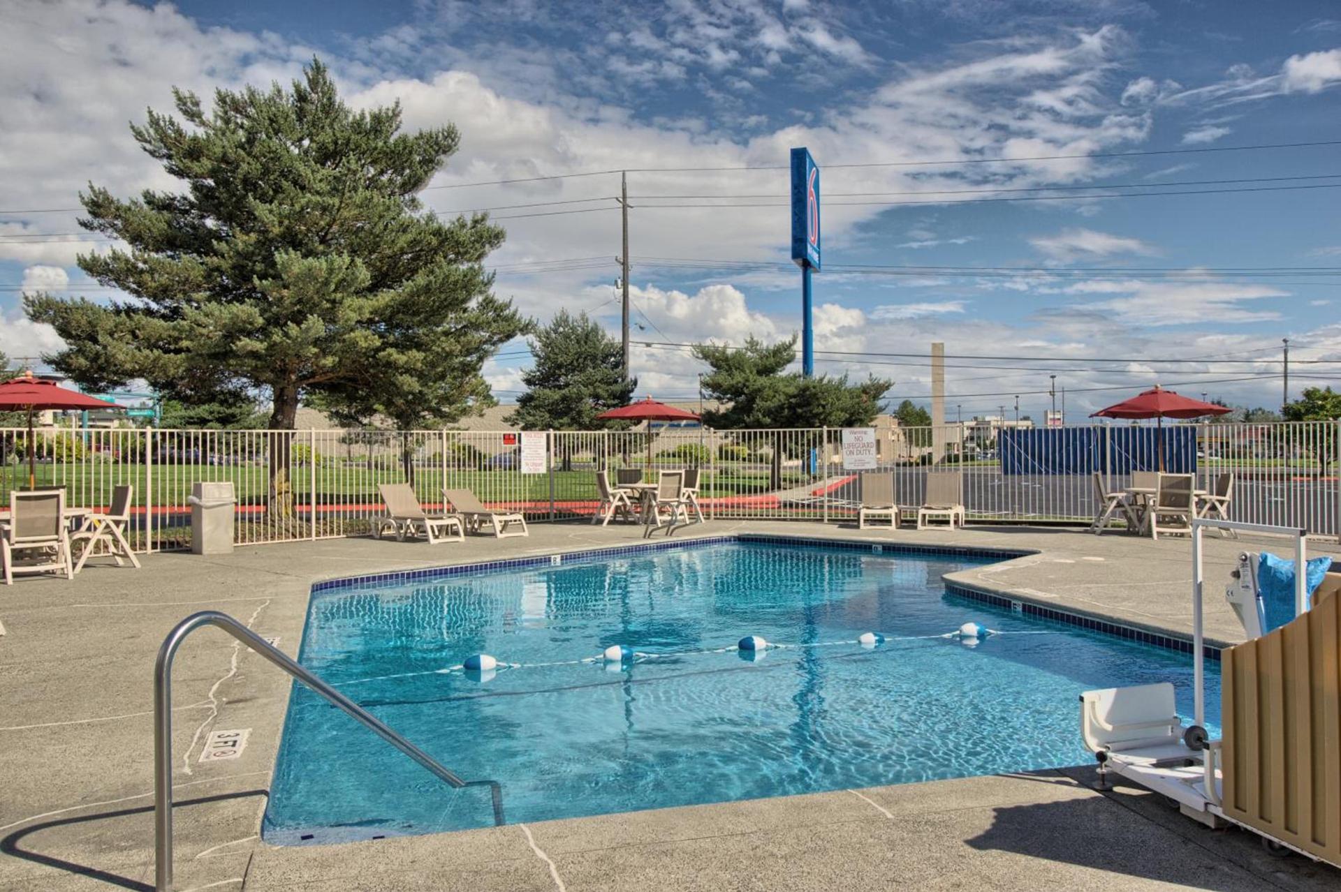 Motel 6-Everett, WA - North photo 13