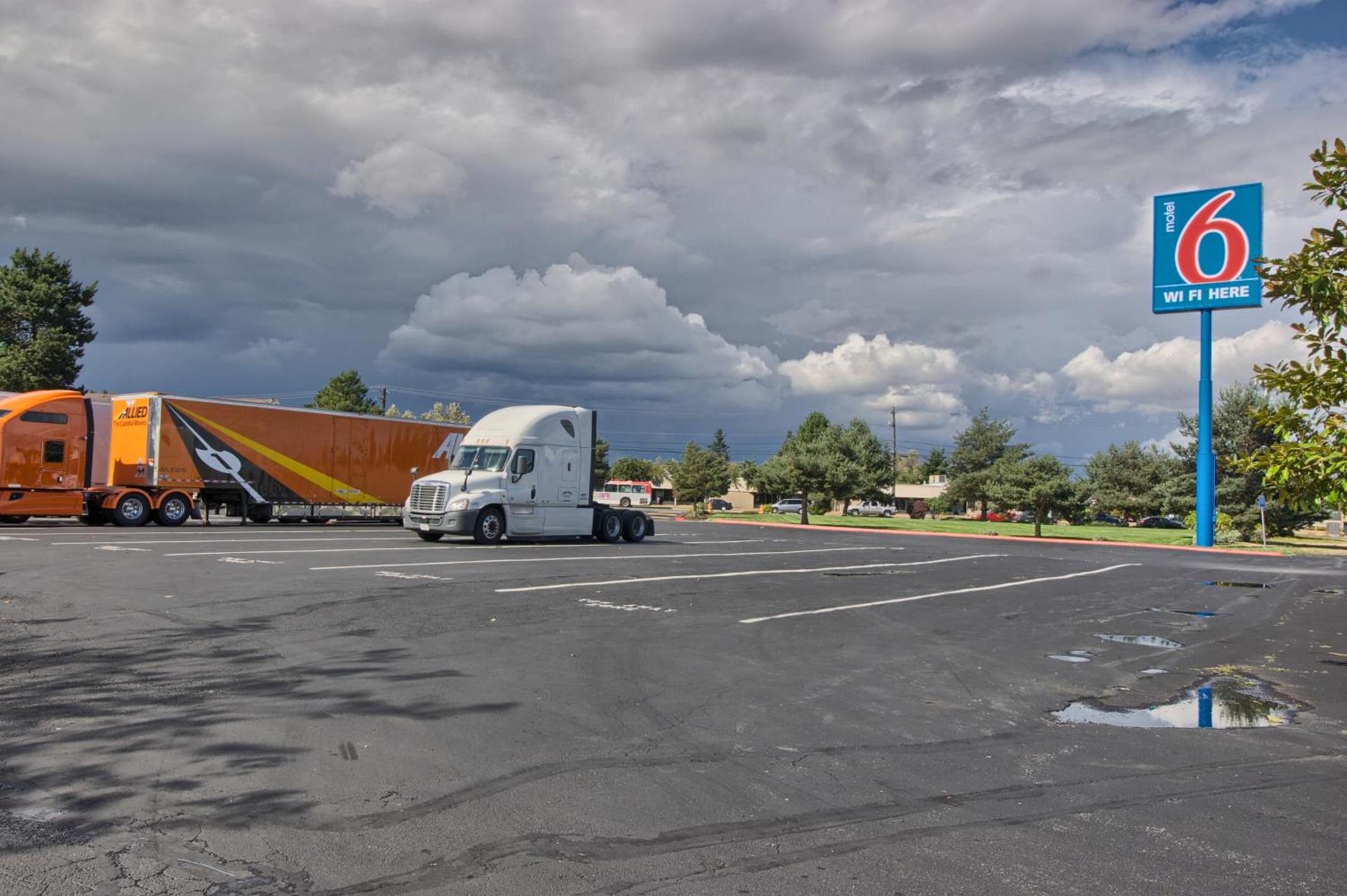 Motel 6-Everett, WA - North photo 31