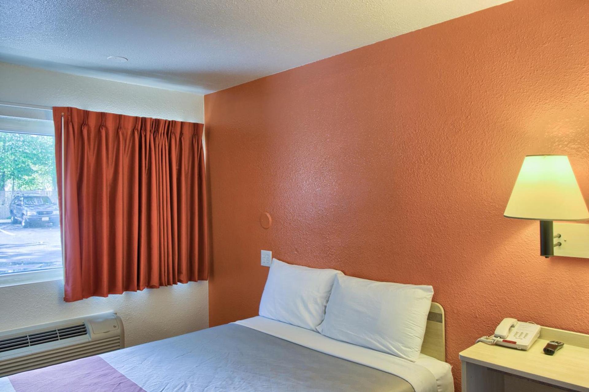 Motel 6-Everett, WA - North photo 30