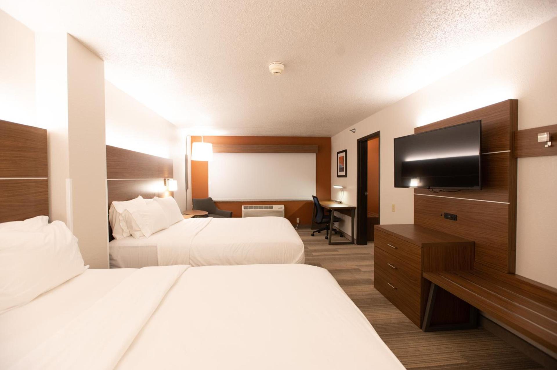 Holiday Inn Express Houghton-Keweenaw by IHG photo 3