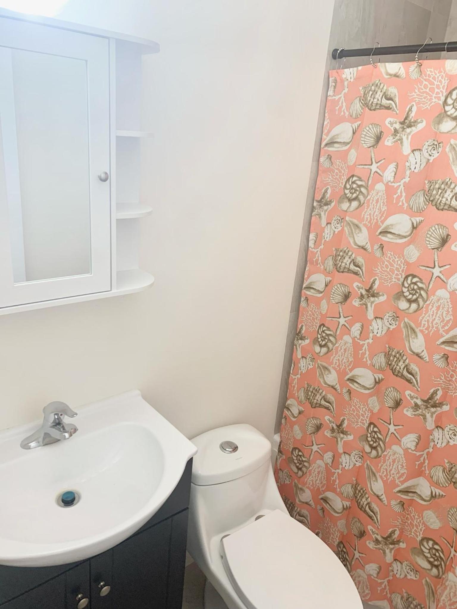 Zèn - Female Only Dorms - Men Only Dorms - No Mix- WiFi - Parking - Coffee - Lockers -Airport-Hard Rock Casino - Fort Lauderdale Beach - Cruise Port - Holl photo 43