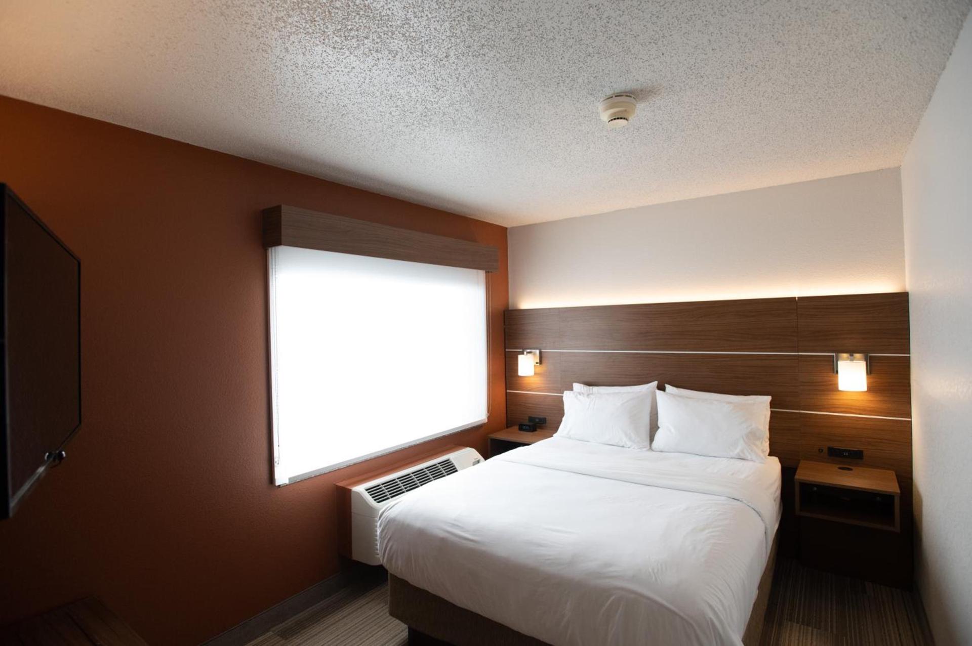 Holiday Inn Express Houghton-Keweenaw by IHG photo 8