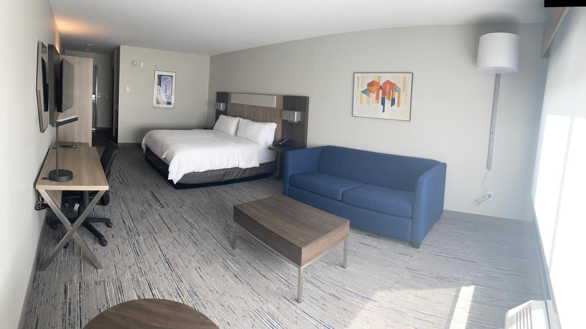 Holiday Inn Express & Suites Muskegon - Grand Haven by IHG photo 15