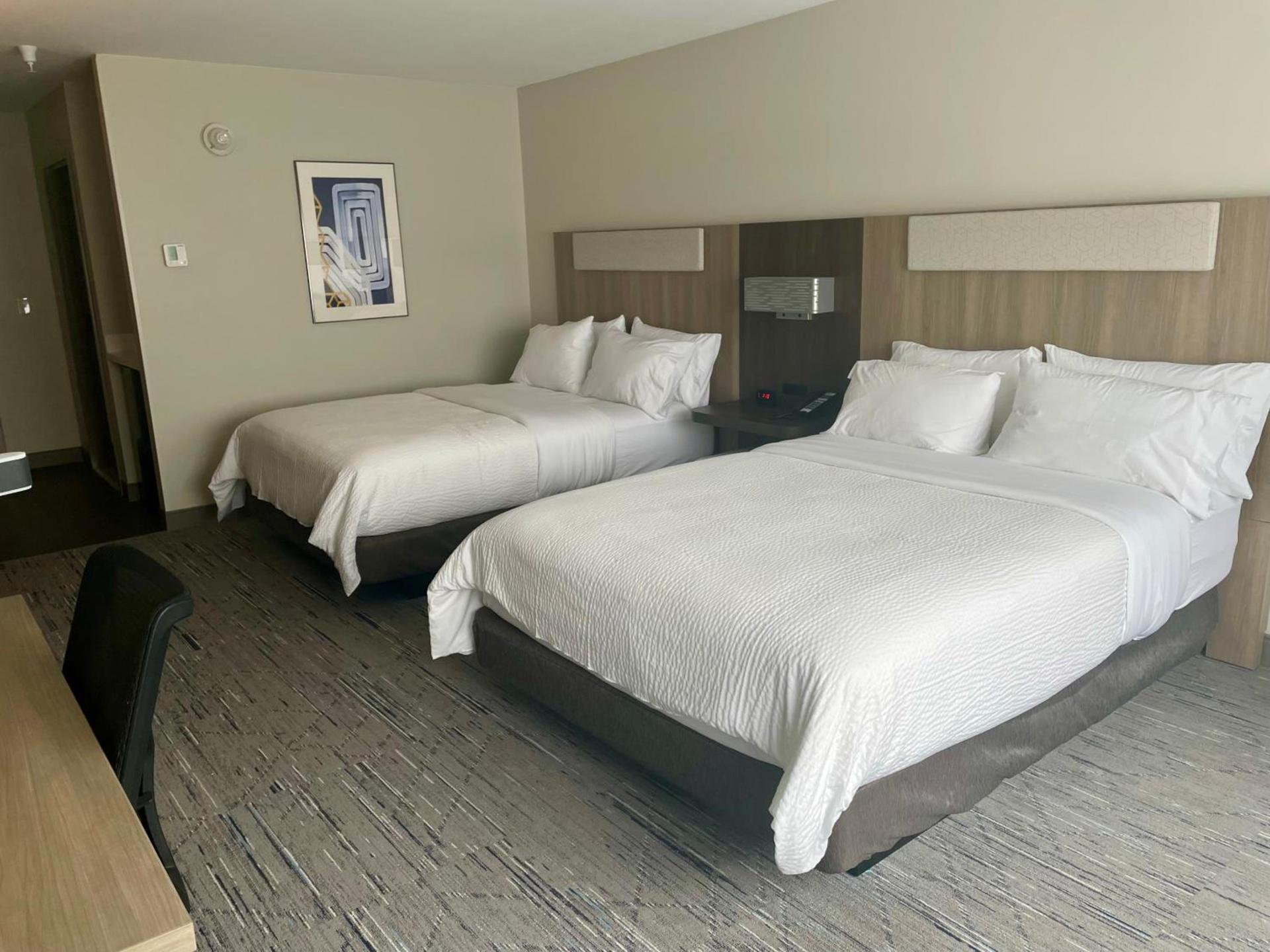 Holiday Inn Express & Suites Muskegon - Grand Haven by IHG photo 16