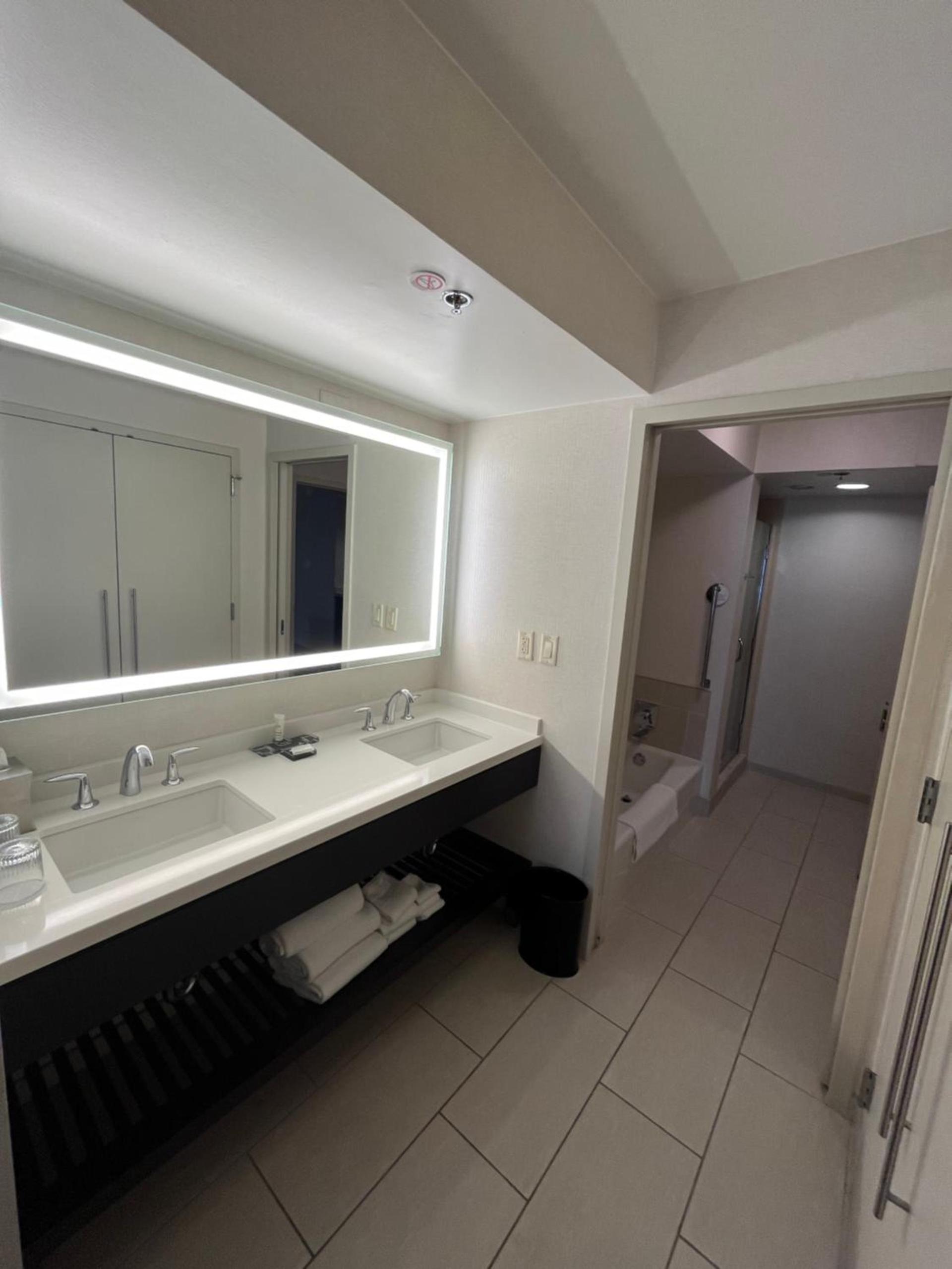 Chicago Marriott Suites O'Hare photo 25
