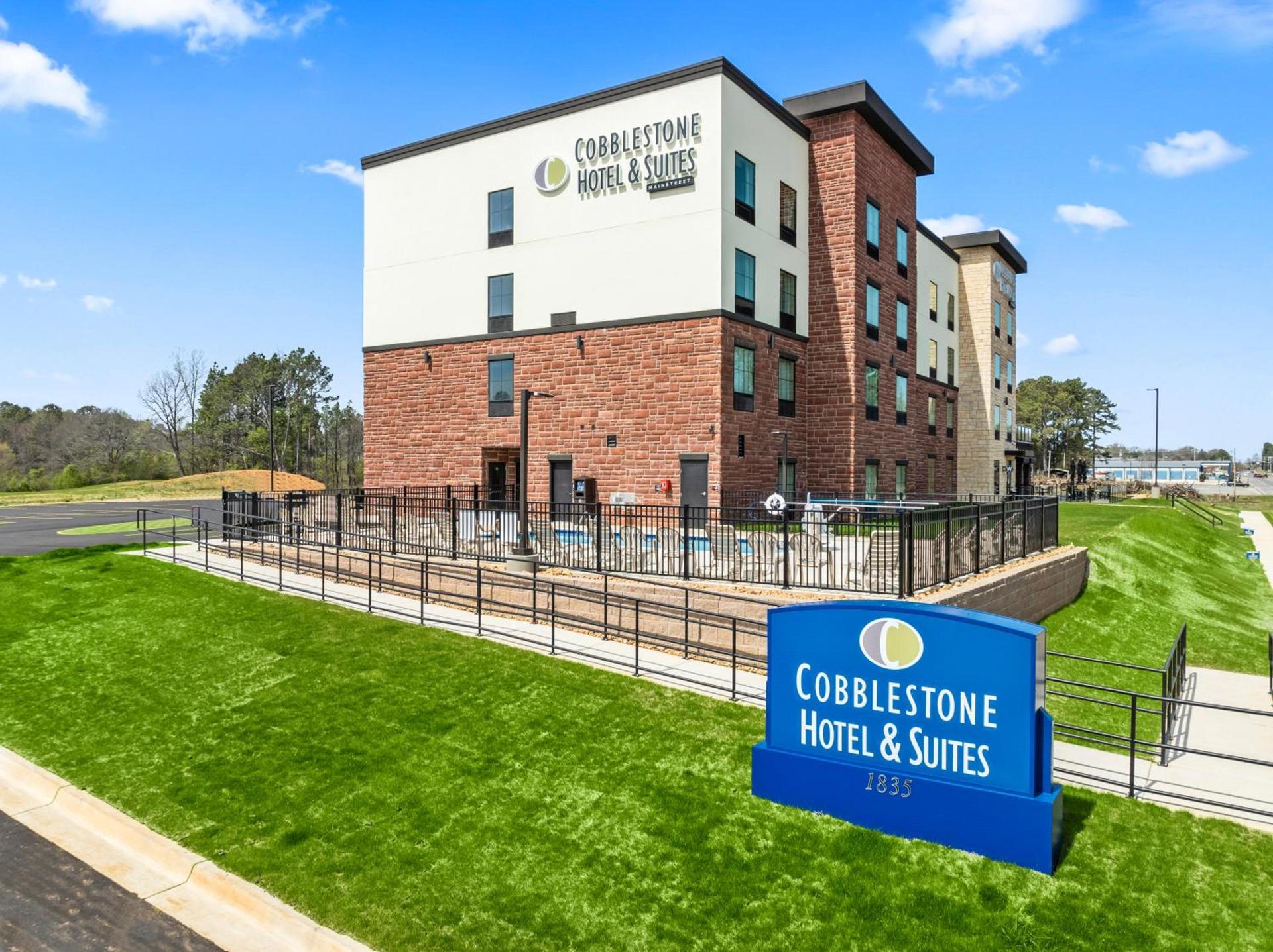 Cobblestone Hotel & Suites - Cullman — hotel in Cullman